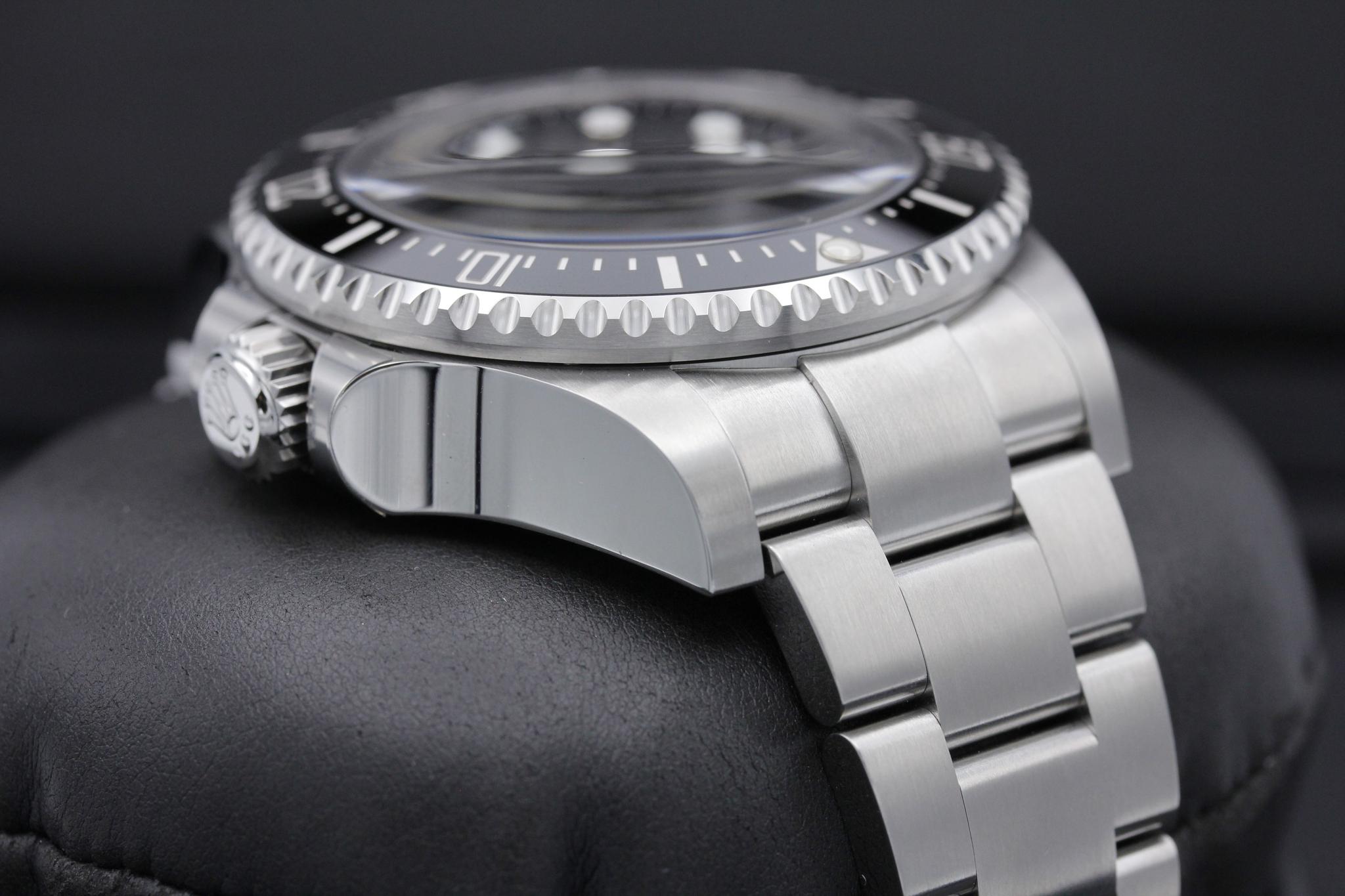 Watch Image 4