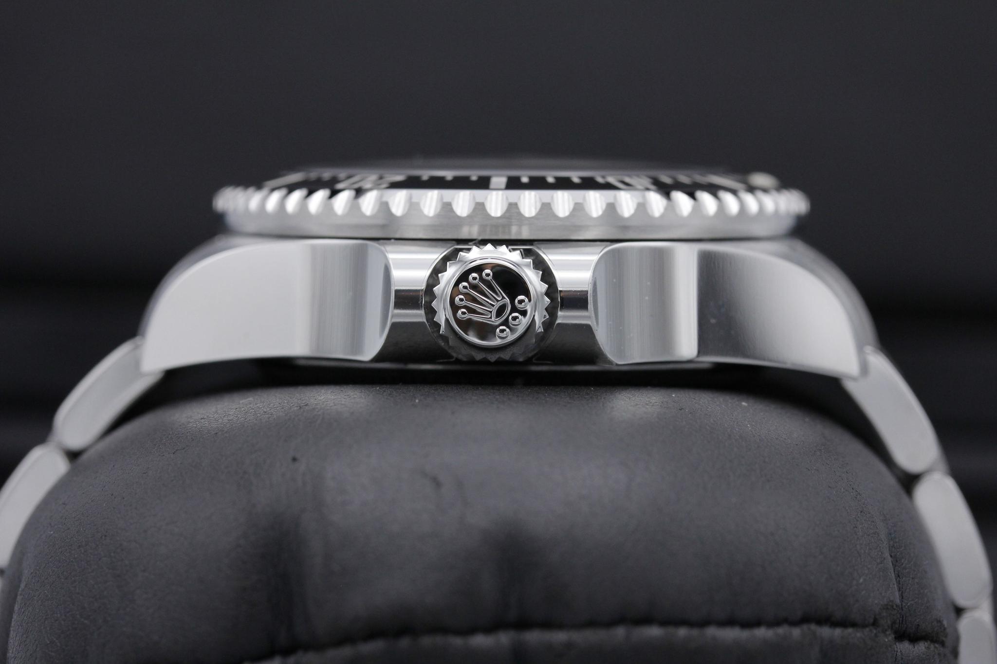 Watch Image 3