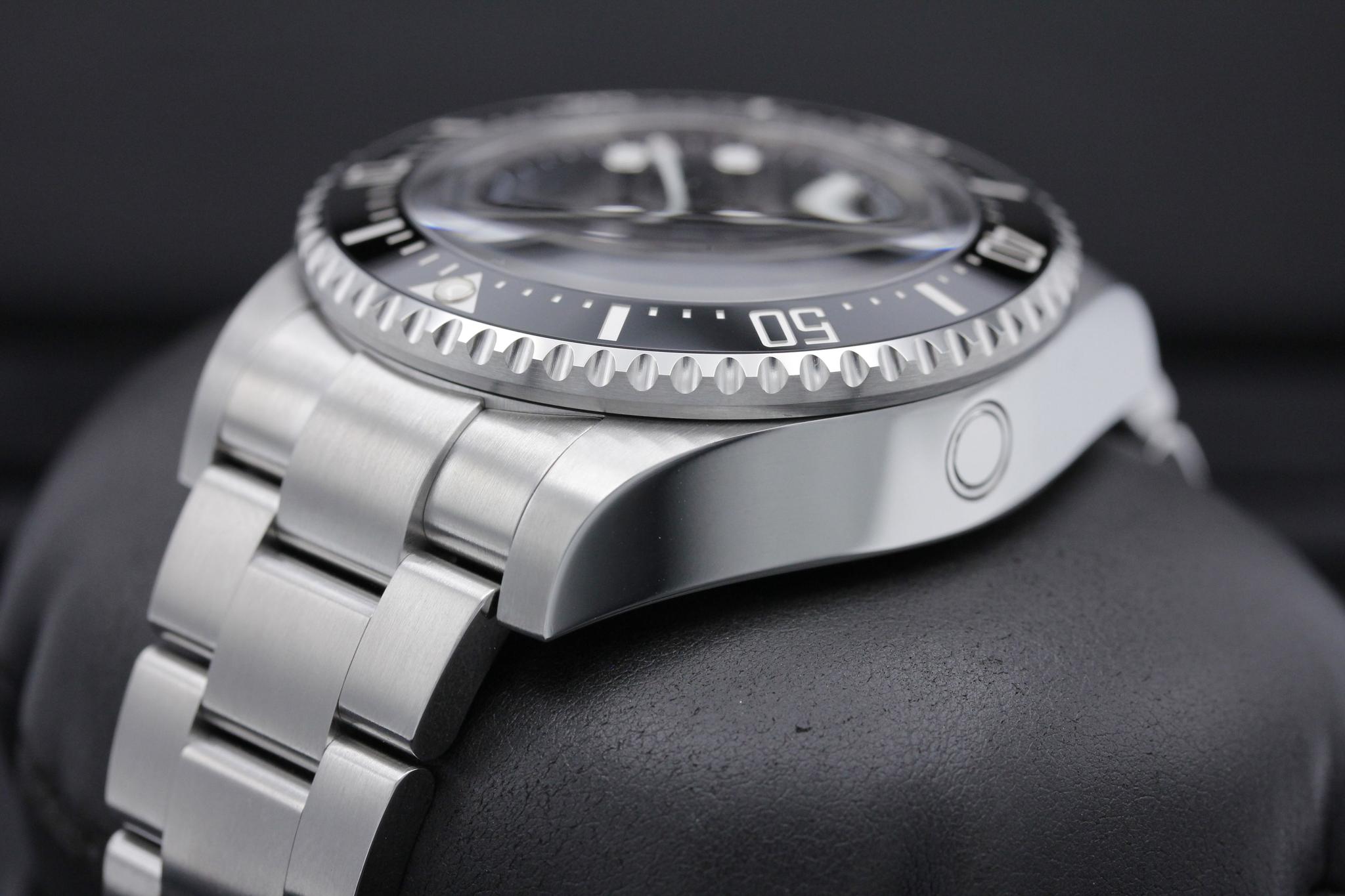 Watch Image 5