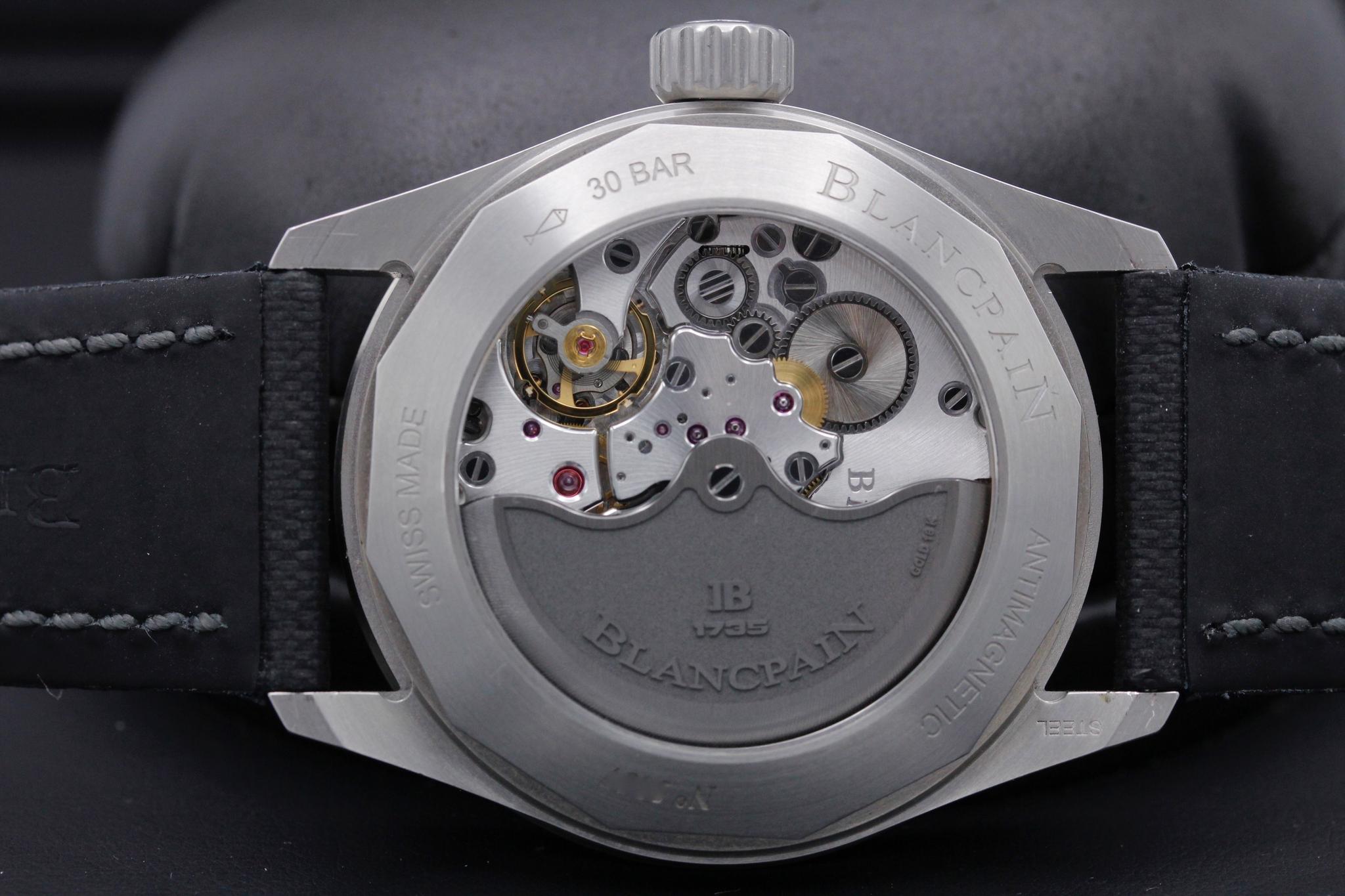 Watch Image 7