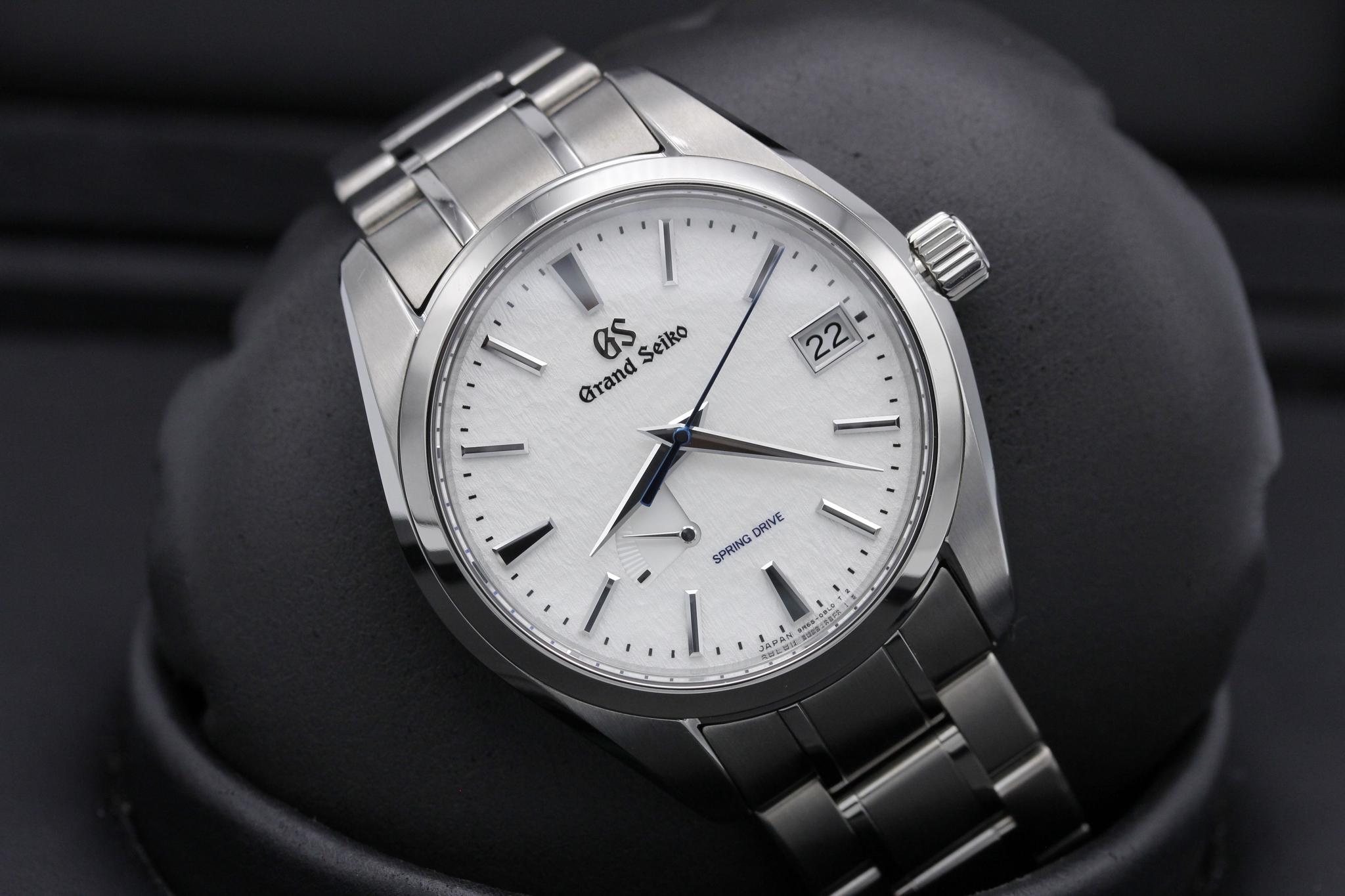 Watch Image 9