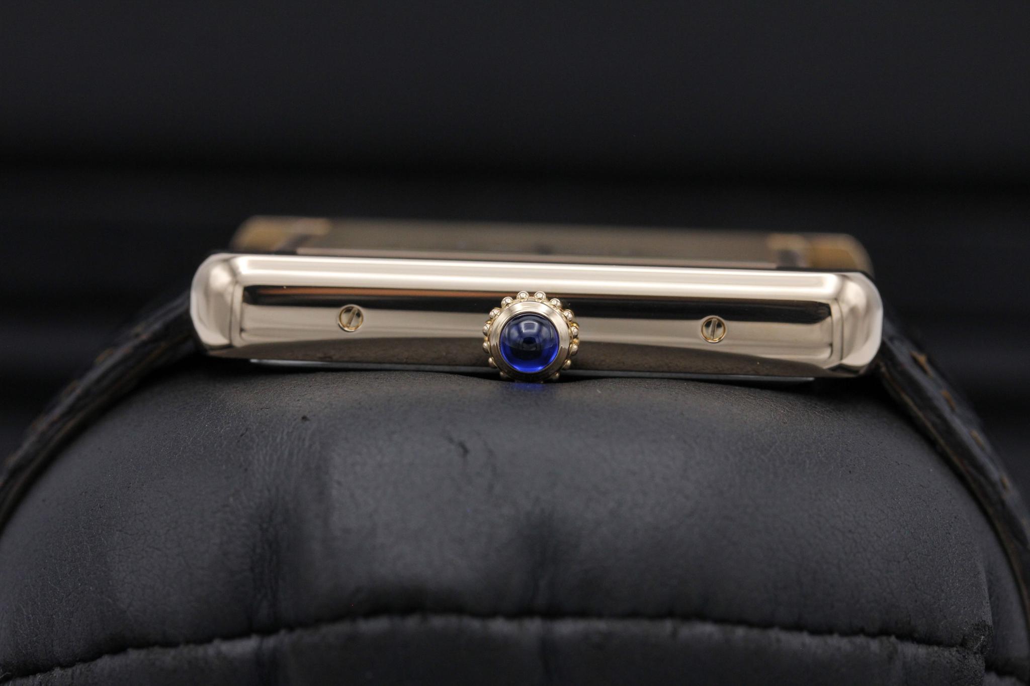 Watch Image 3