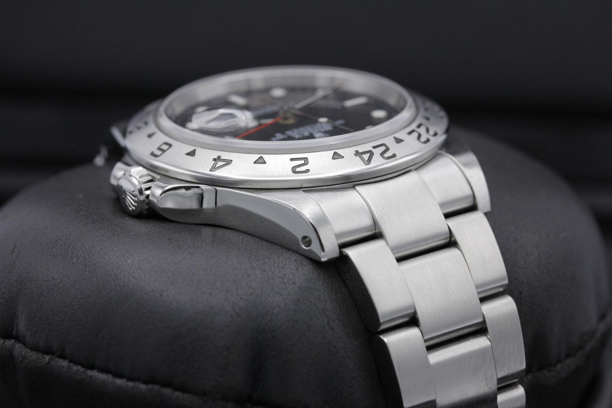 Watch Image 4