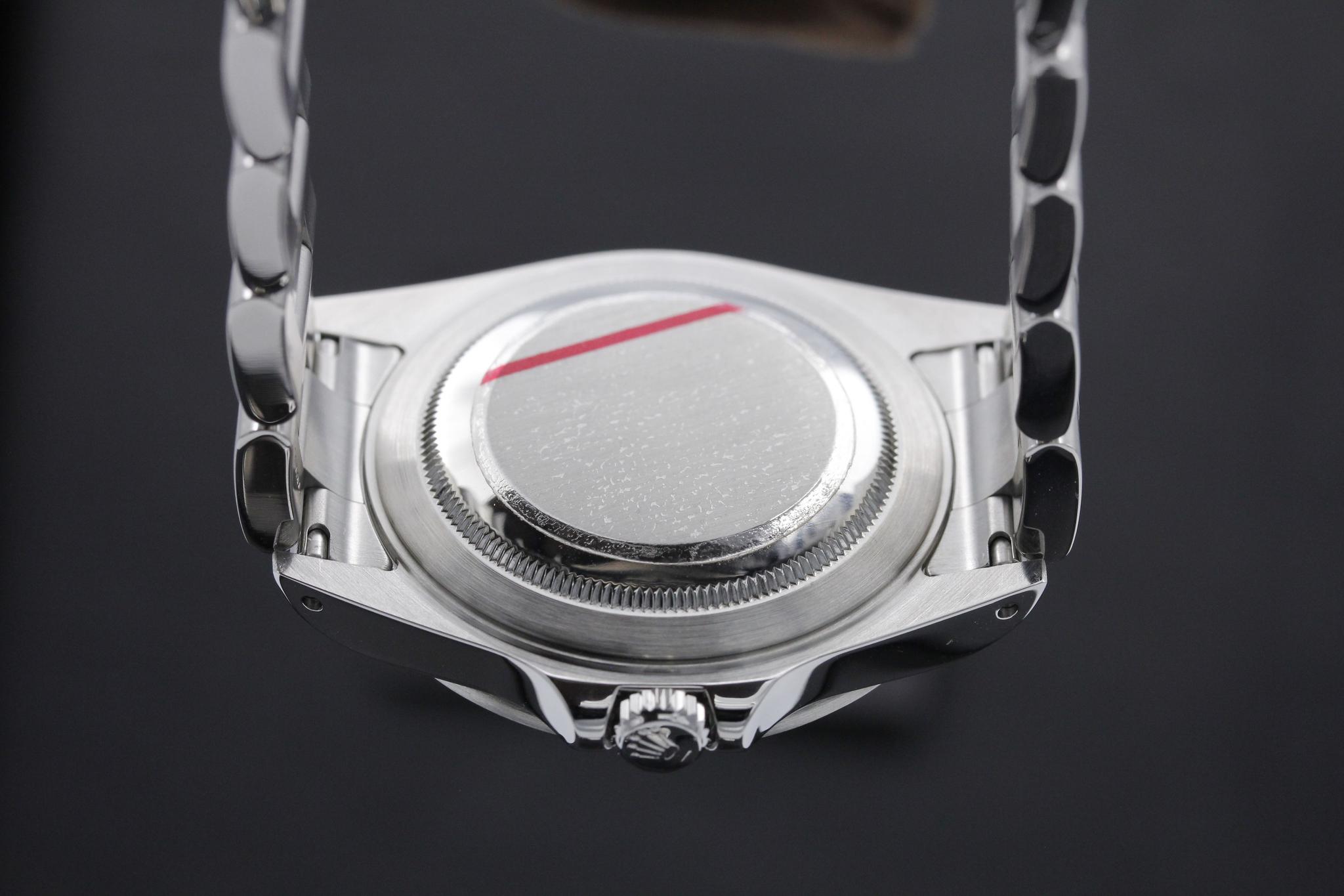 Watch Image 7
