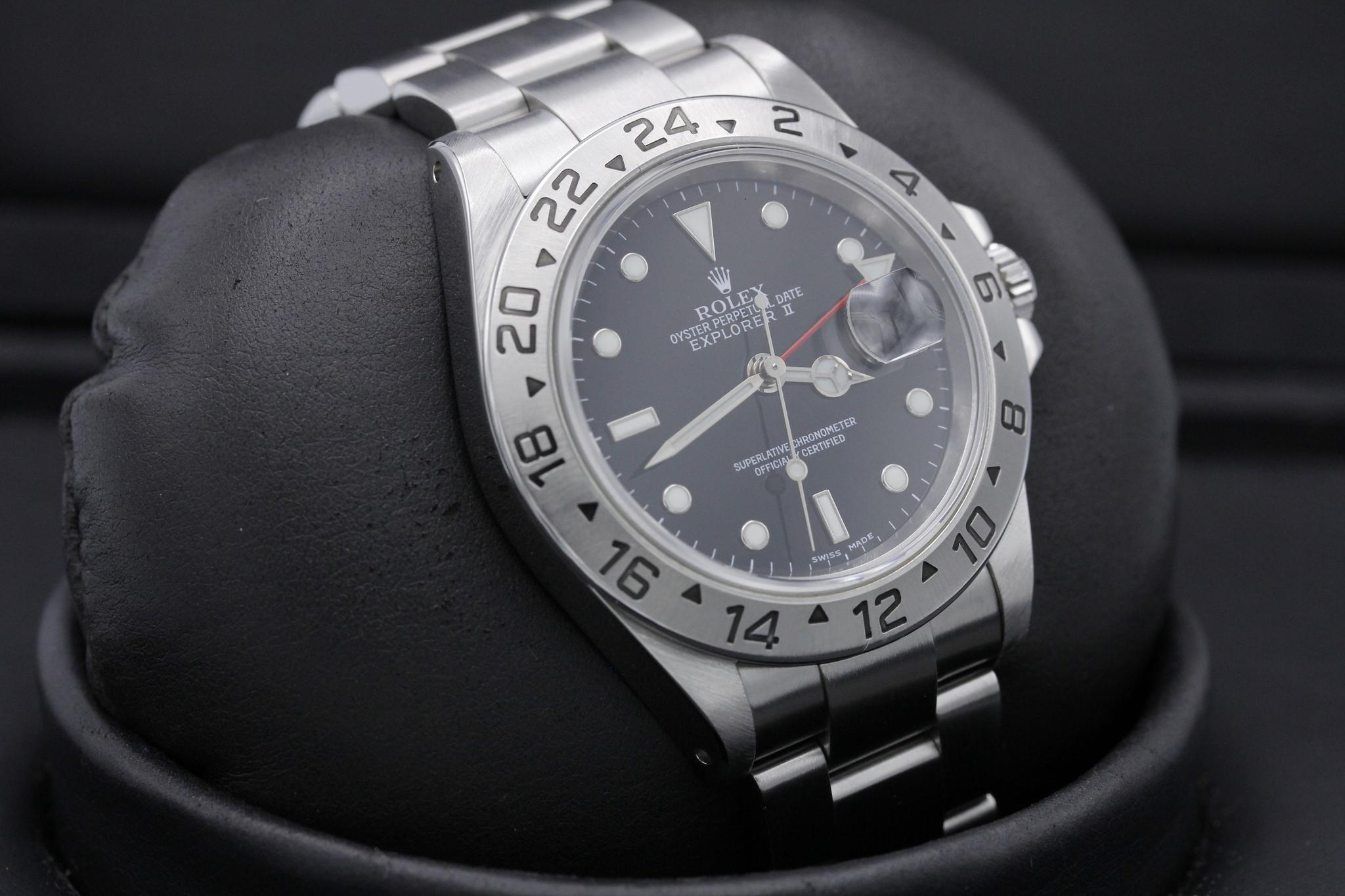 Watch Image 14