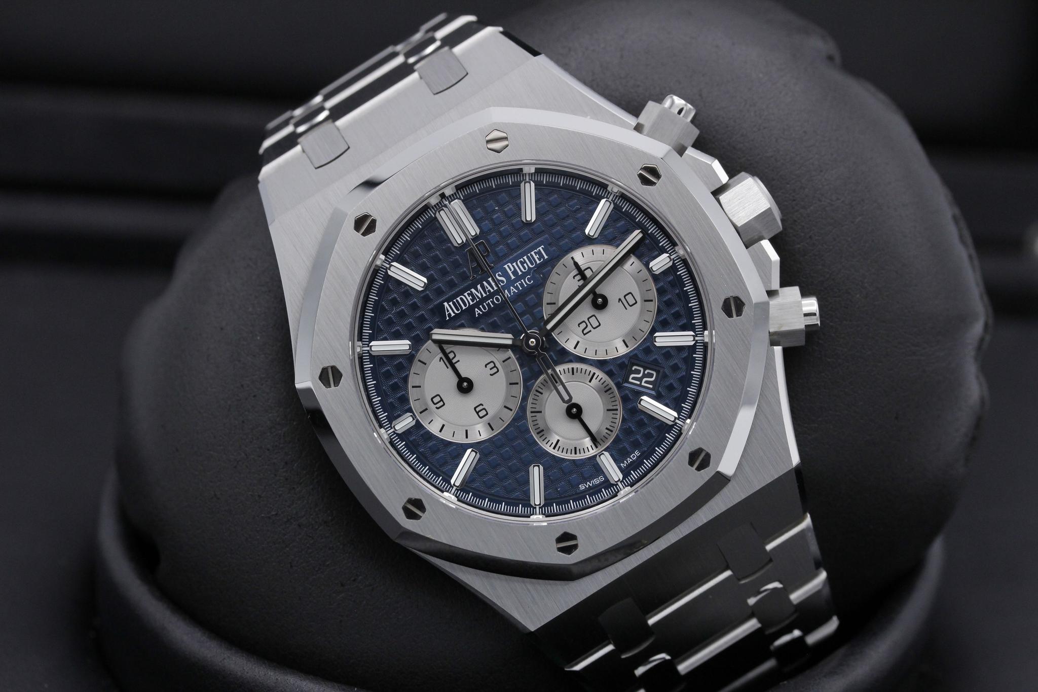 Watch Image 9