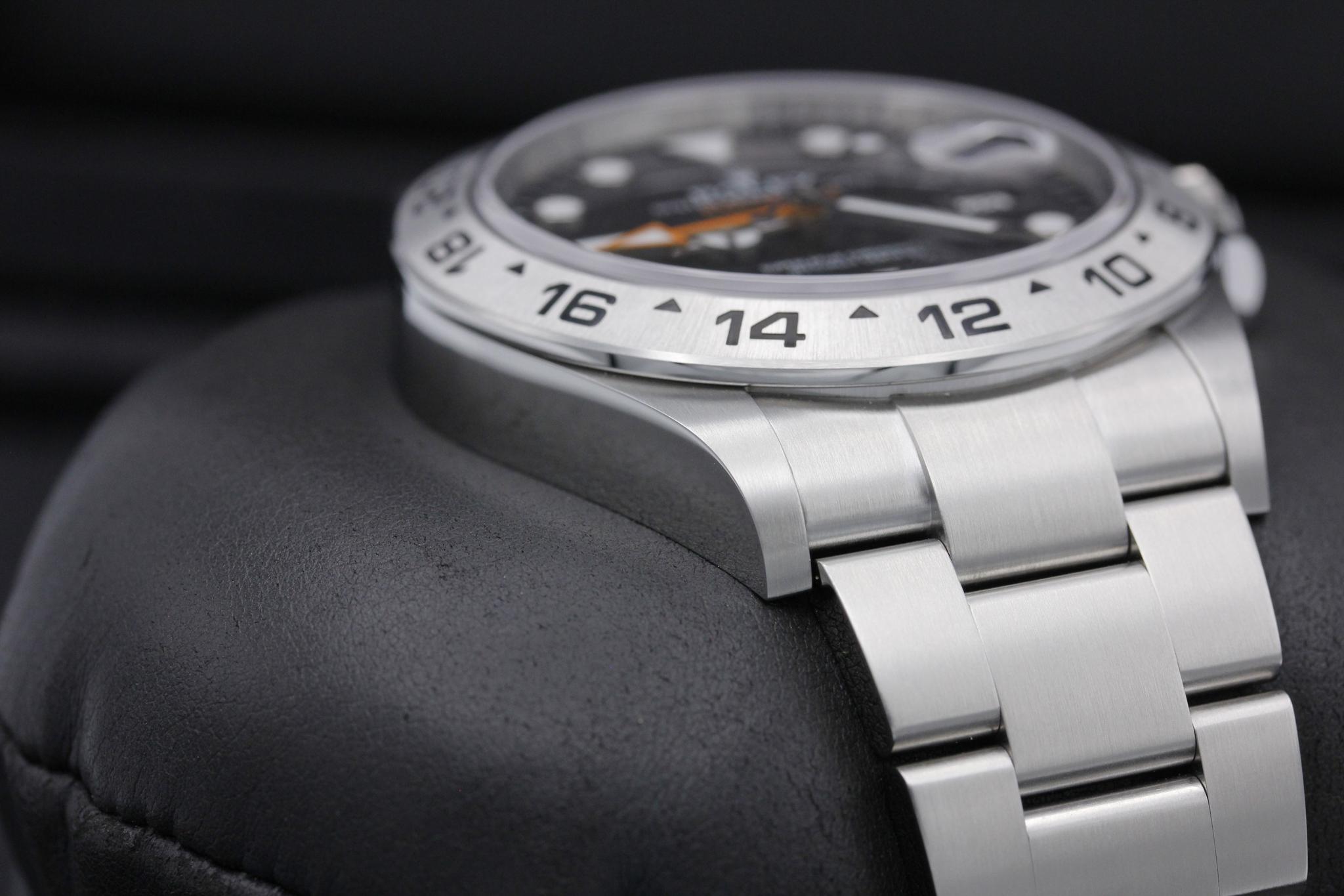 Watch Image 6
