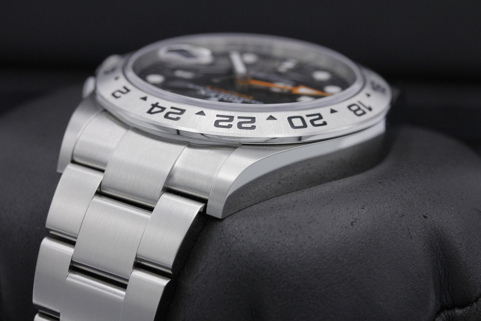 Watch Image 5