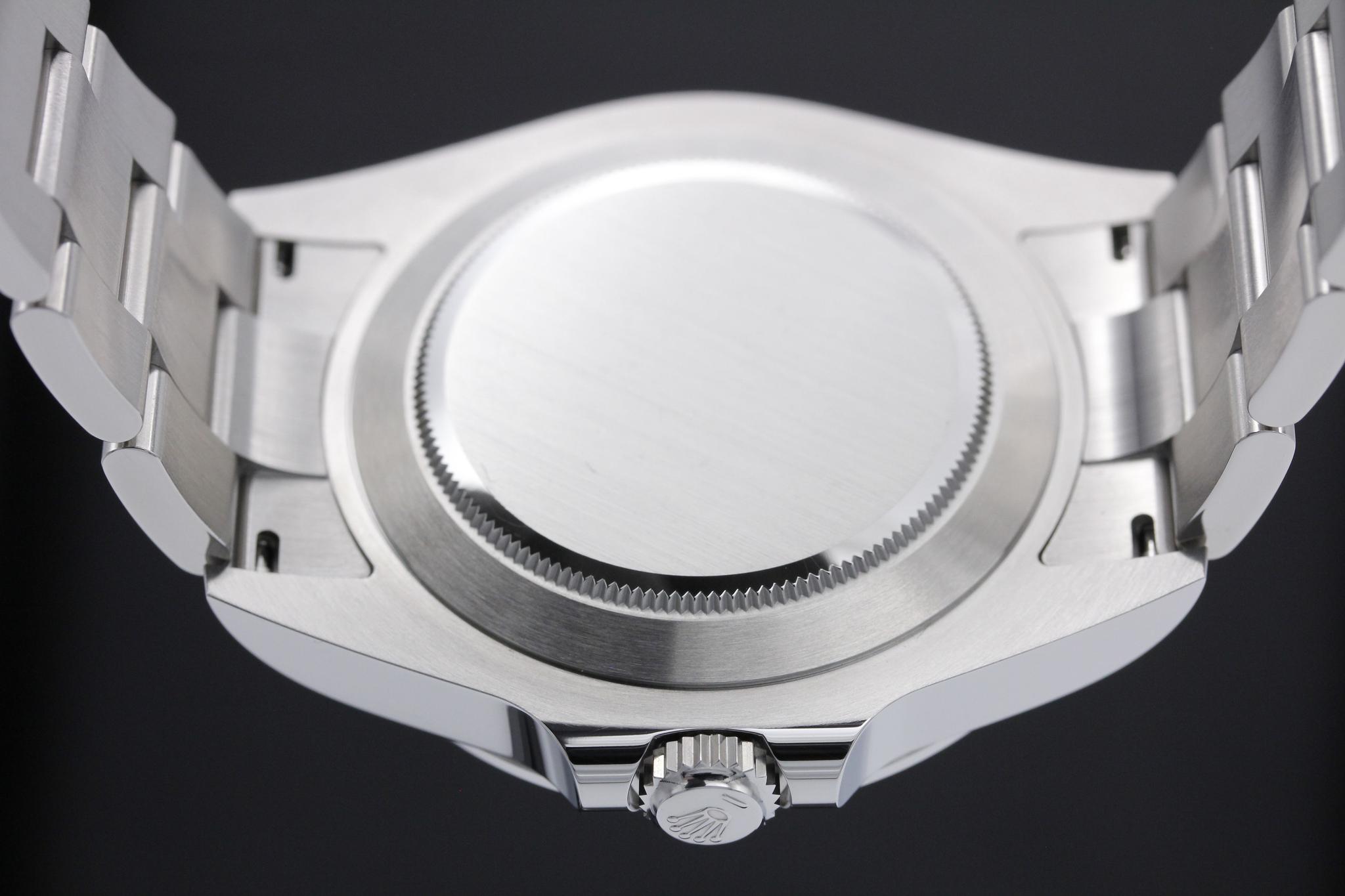 Watch Image 7