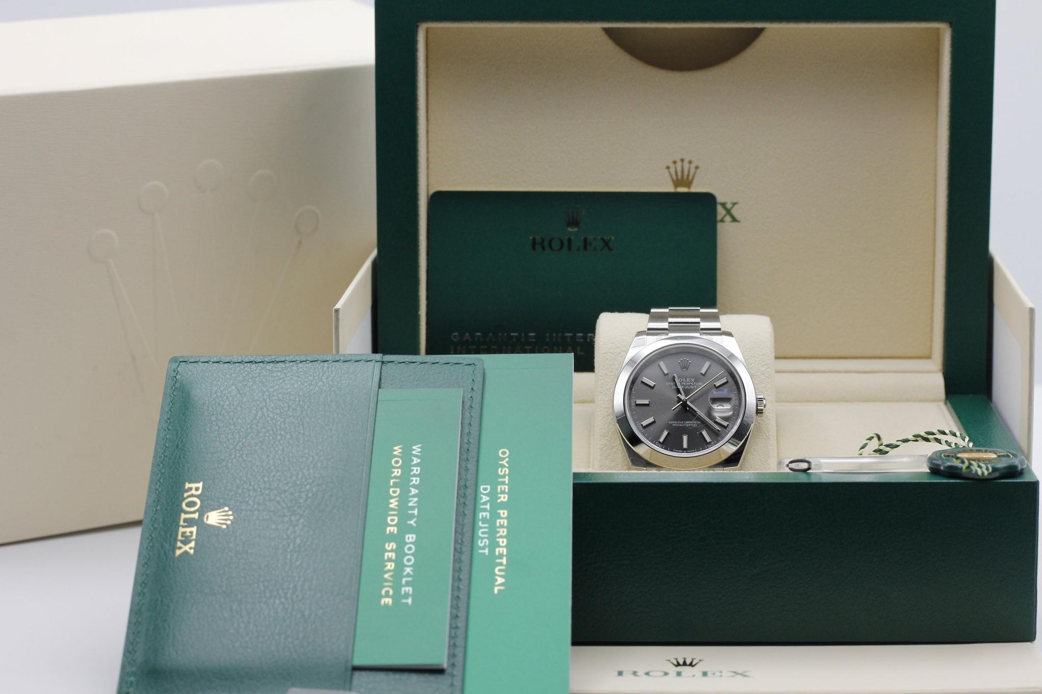 Watch Image 11
