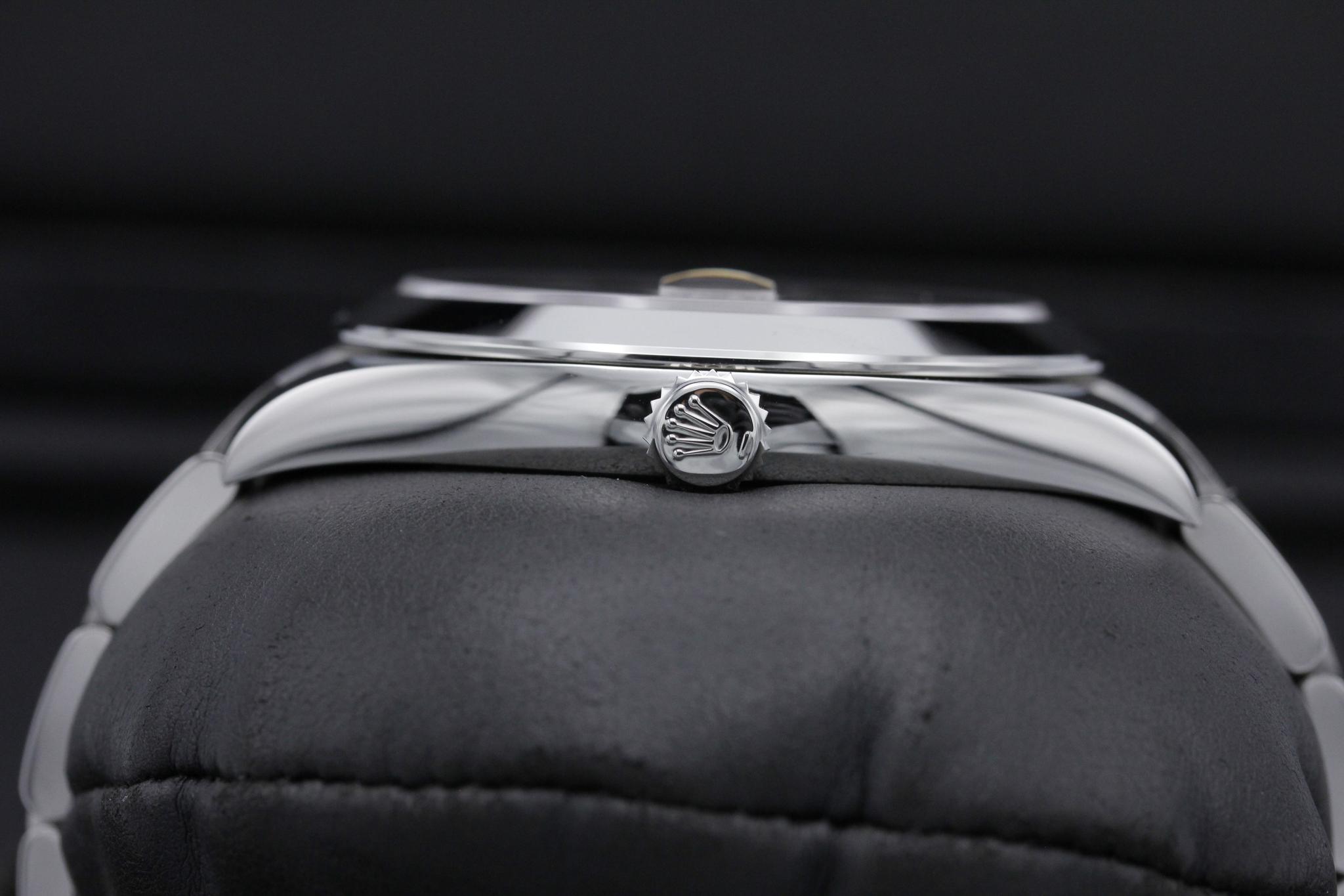 Watch Image 3