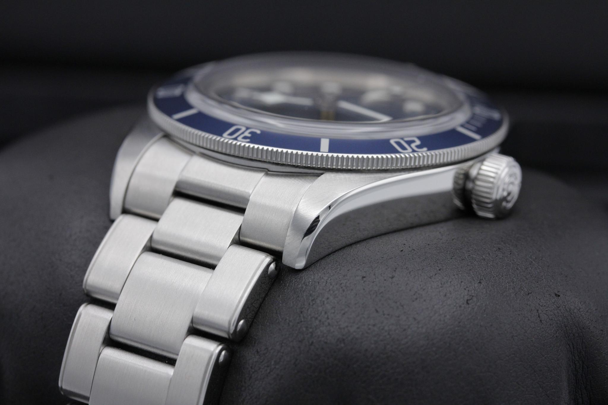 Watch Image 2