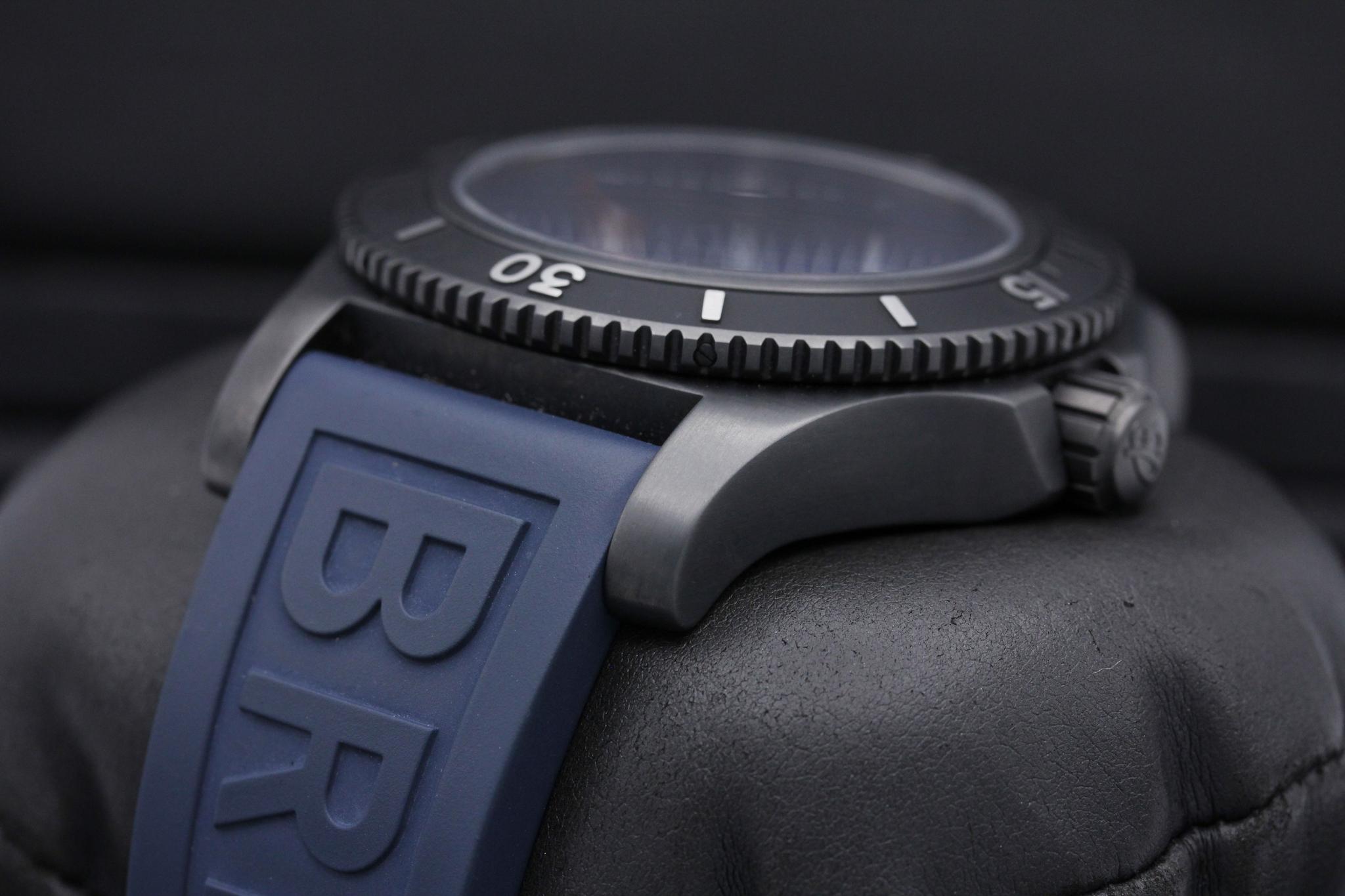 Watch Image 2