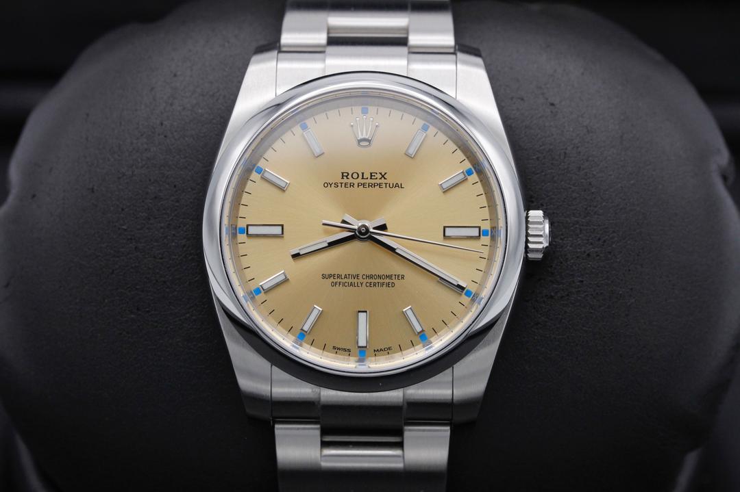 Rolex Oyster Perpetual 114200