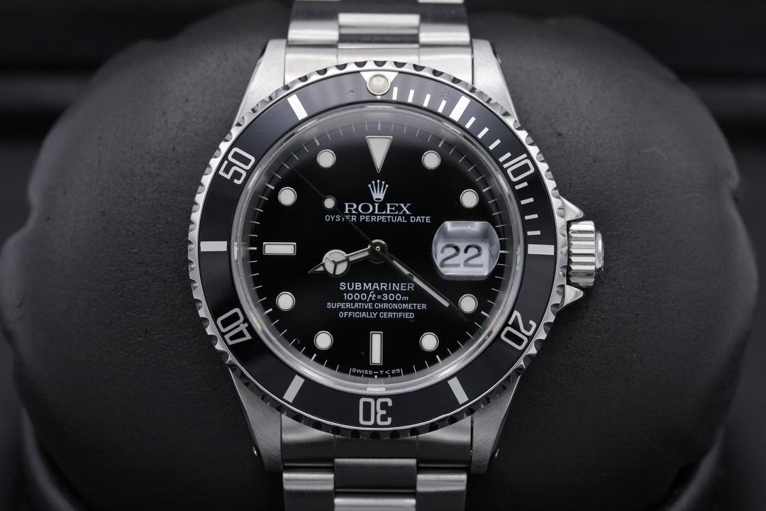 Rolex Submariner Date 16610