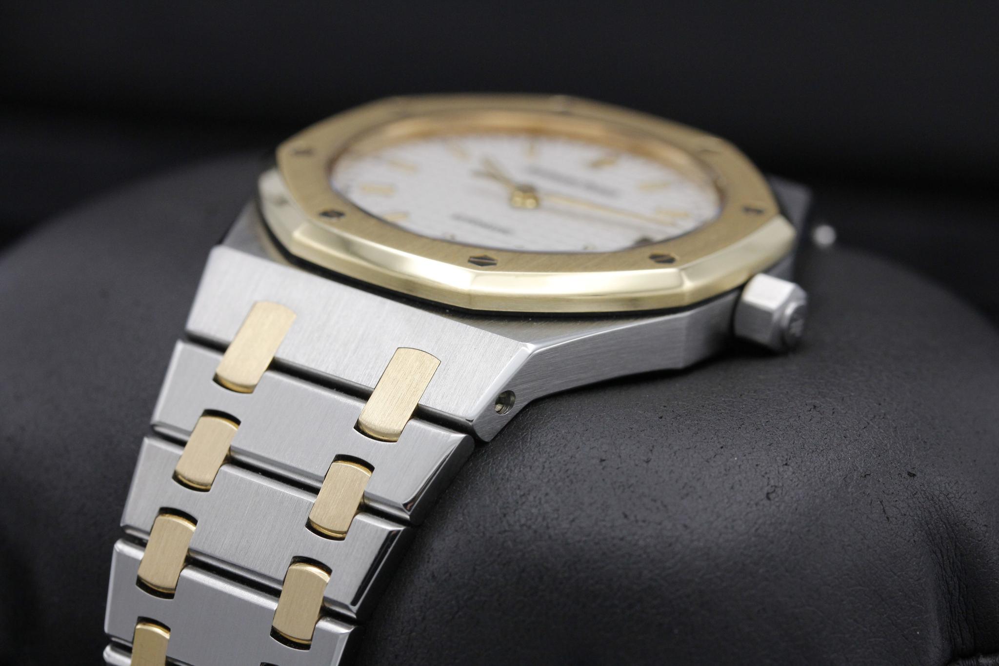 Watch Image 2