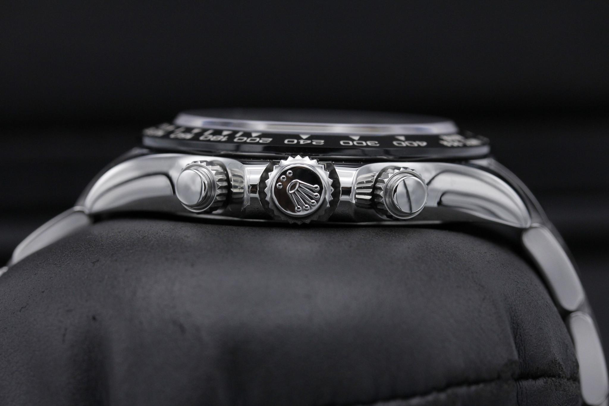 Watch Image 3