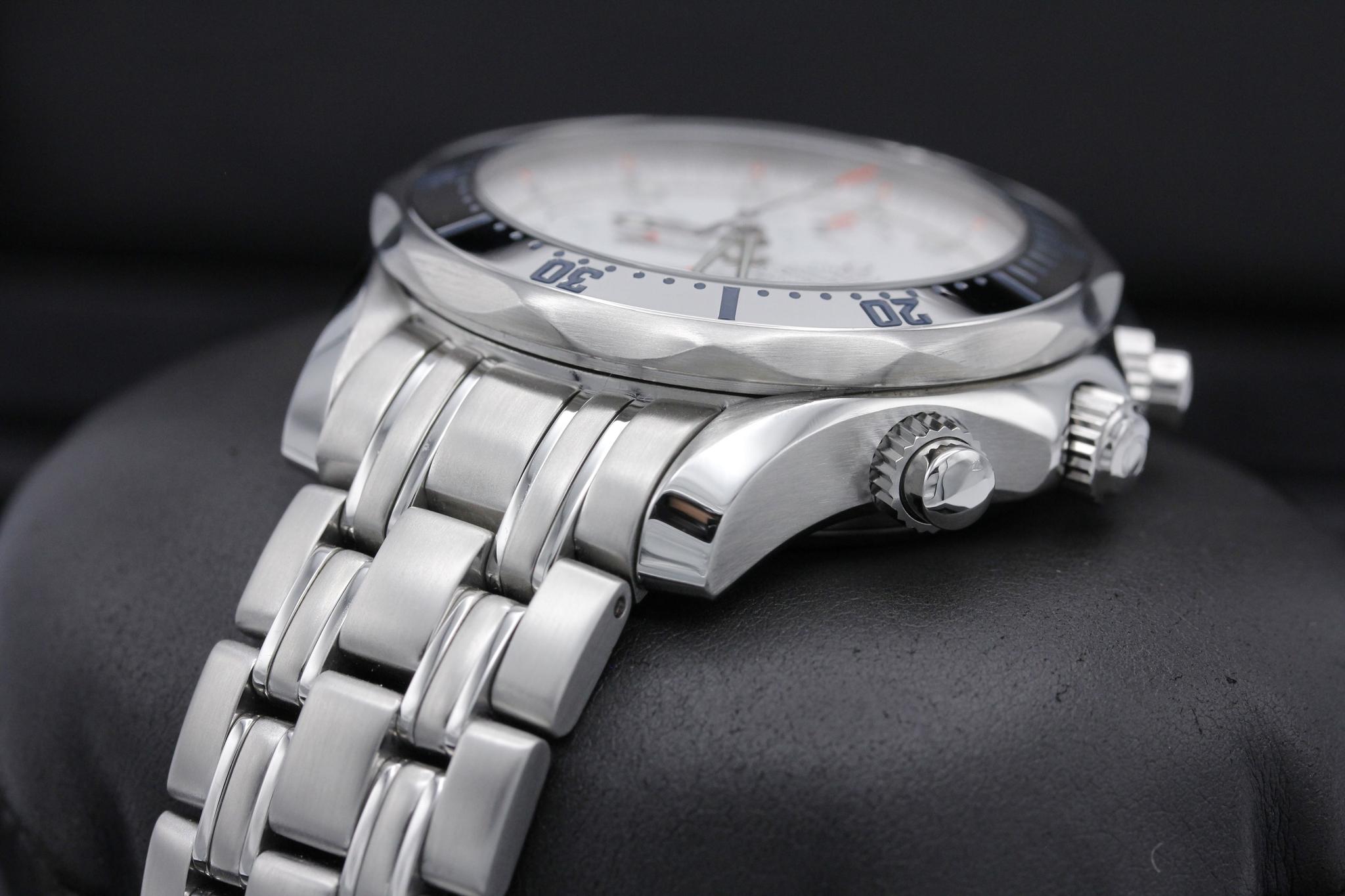 Watch Image 2