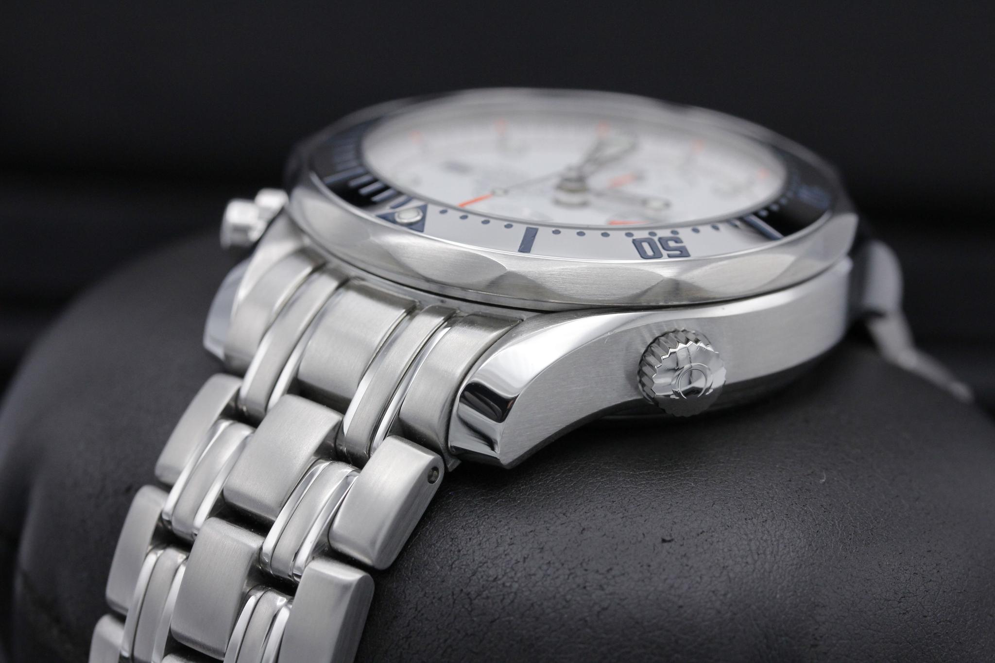Watch Image 5