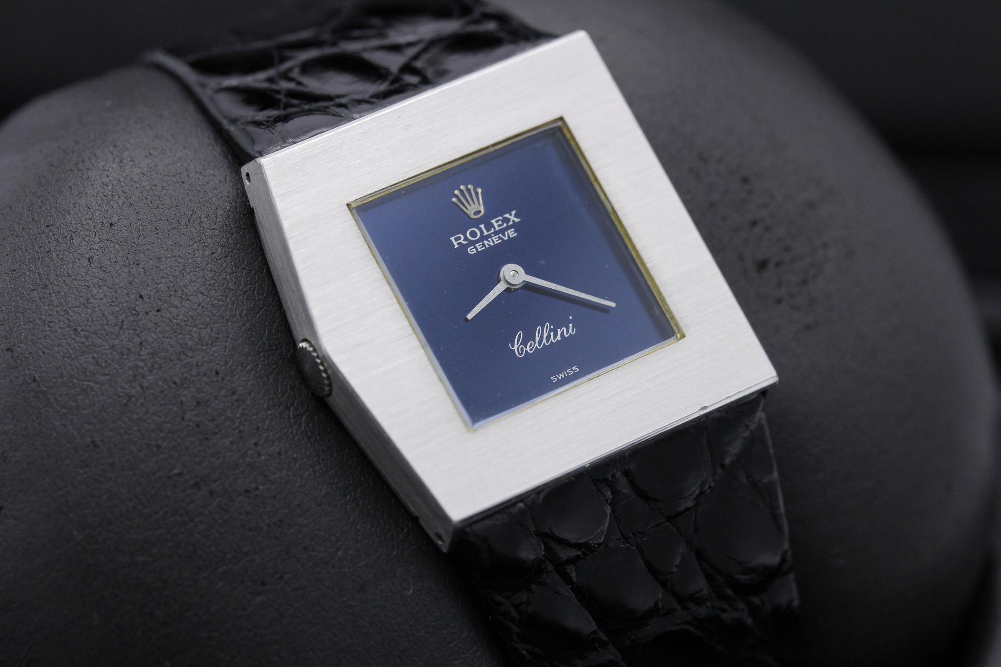 Watch Image 14