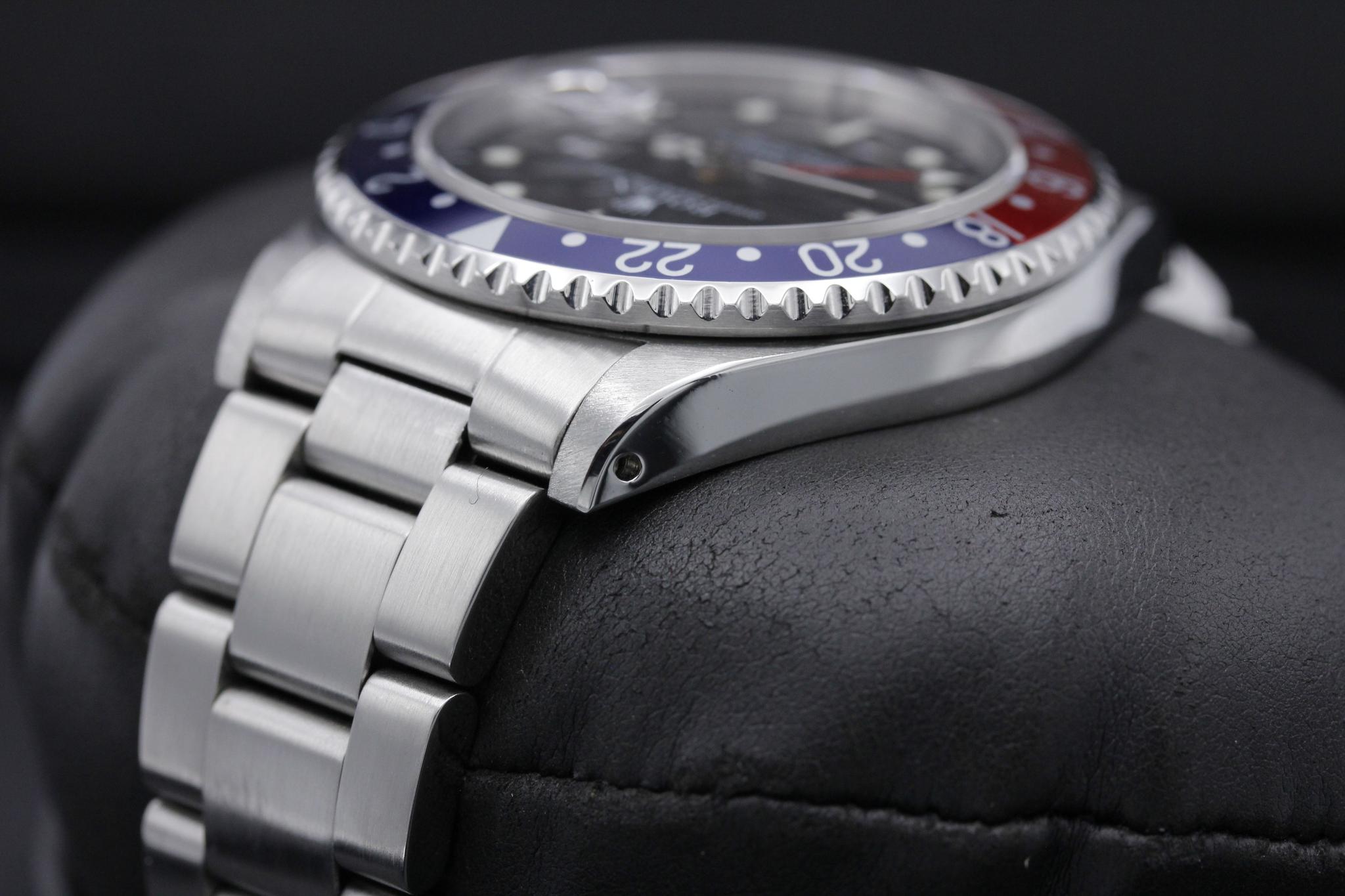 Watch Image 5