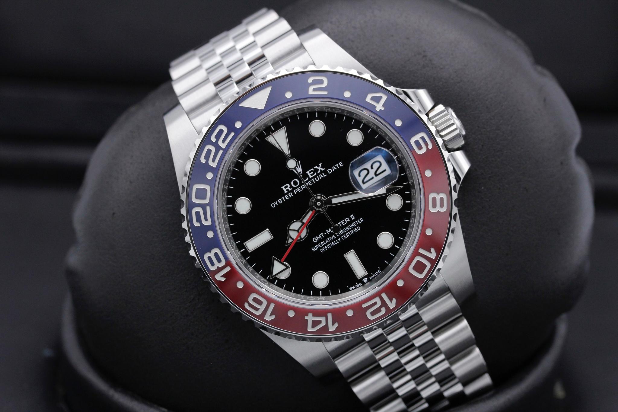 Watch Image 9