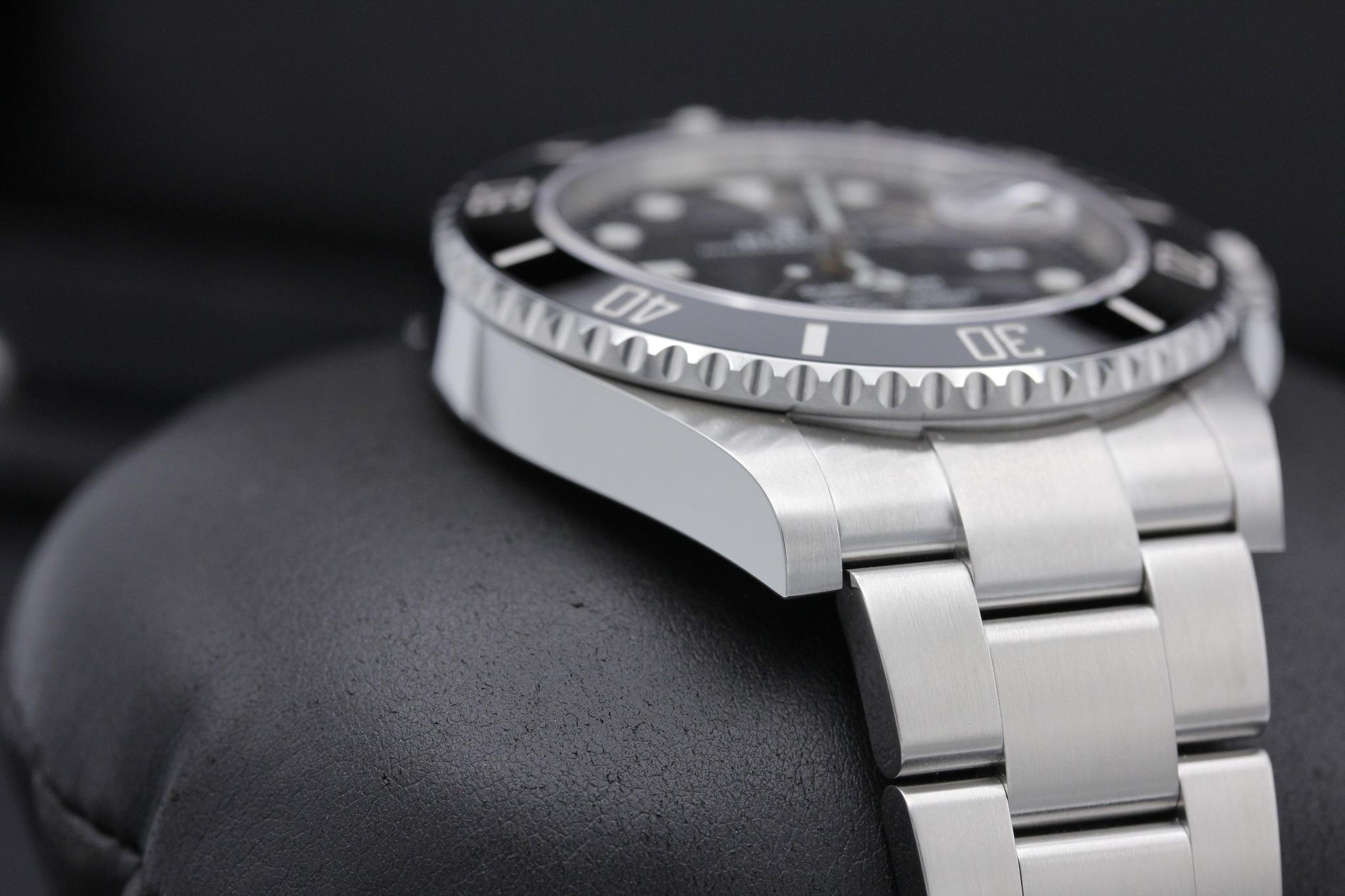 Watch Image 6