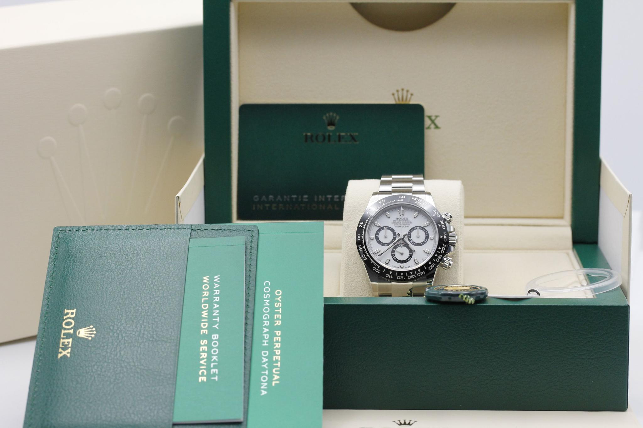 Watch Image 11