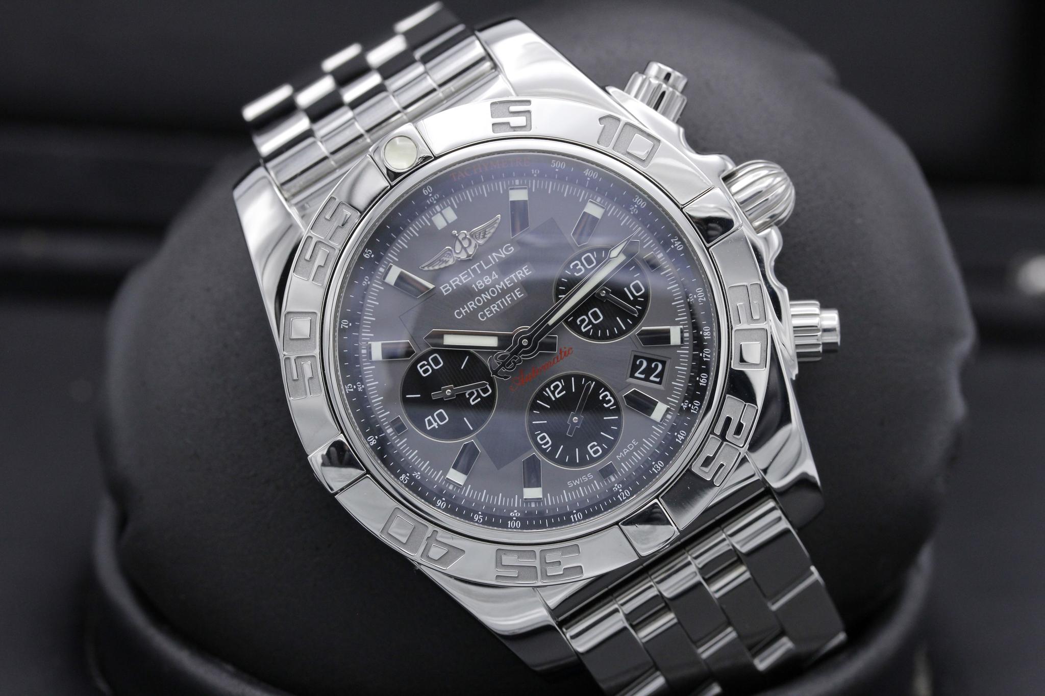 Watch Image 9