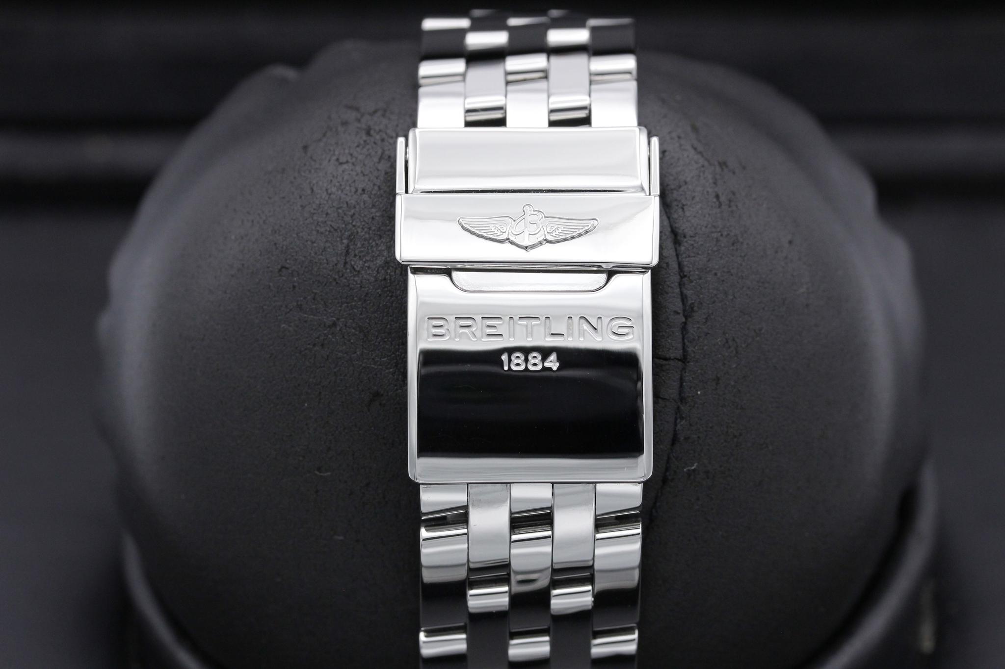 Watch Image 8
