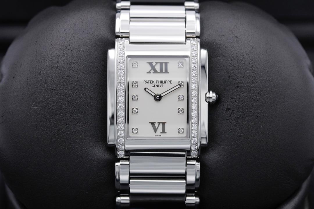 Patek Philippe Ladies Twenty 4 4910/10a-011