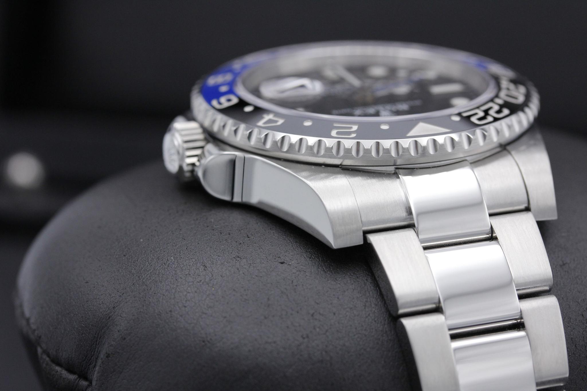 Watch Image 4