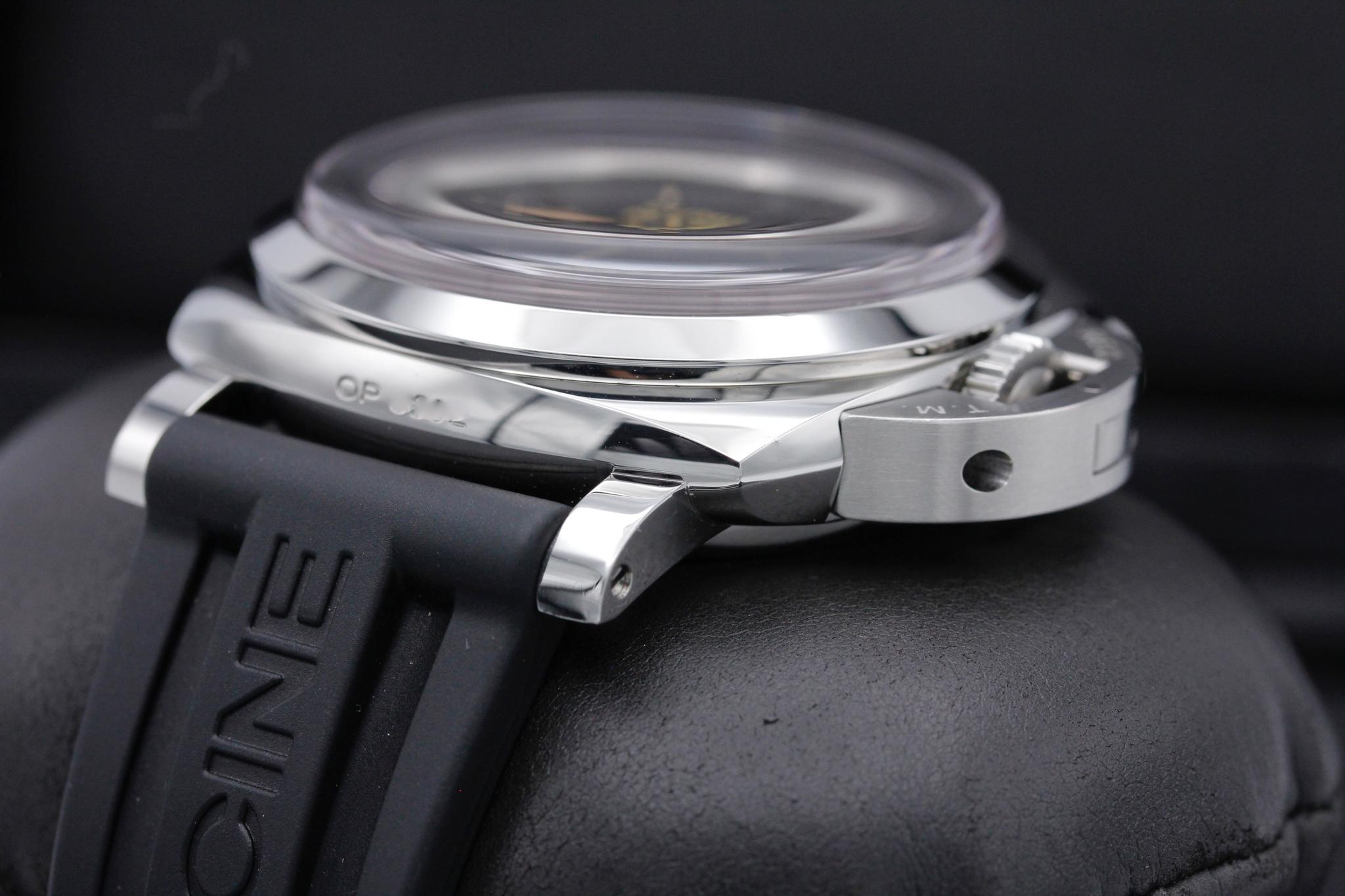 Watch Image 2