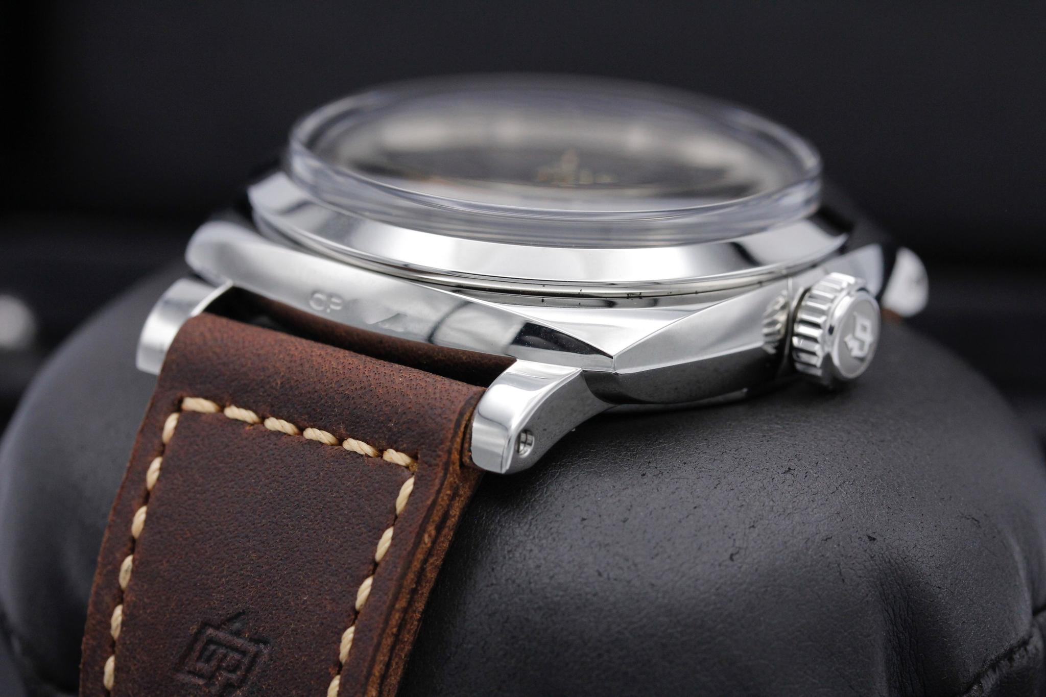 Watch Image 2