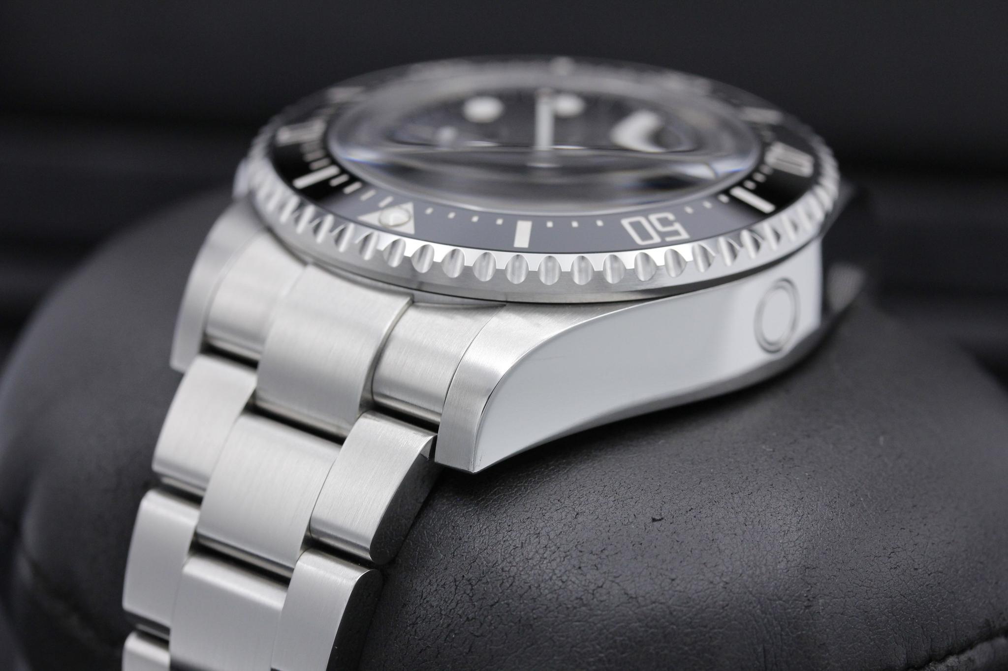 Watch Image 5
