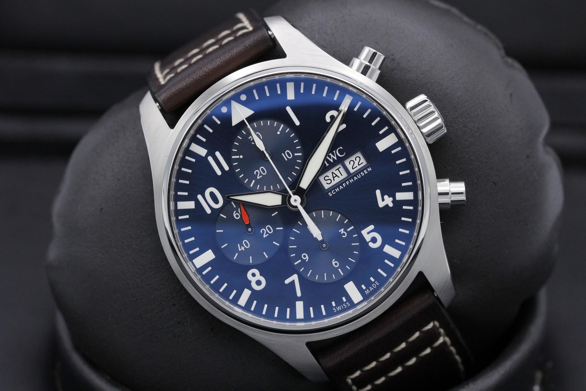 Watch Image 9