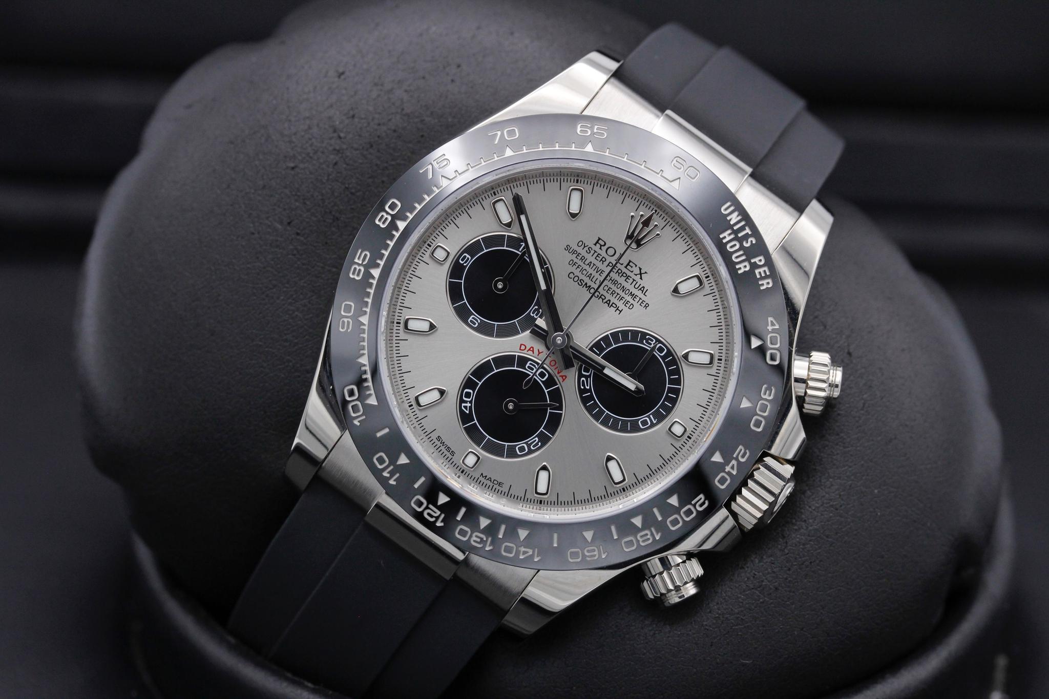 Watch Image 10