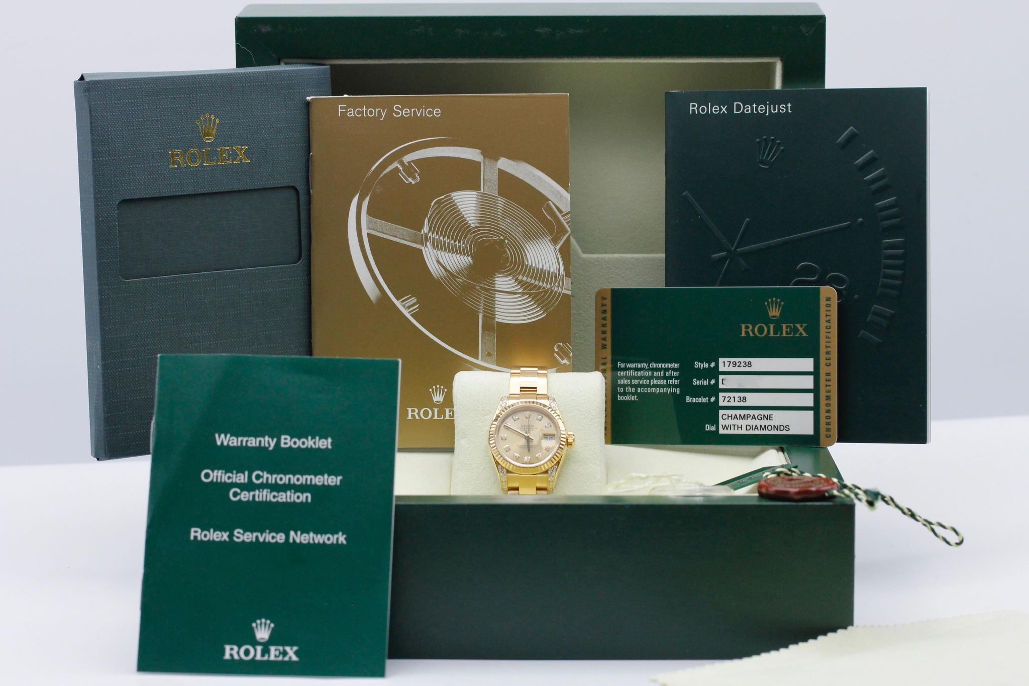 Watch Image 11