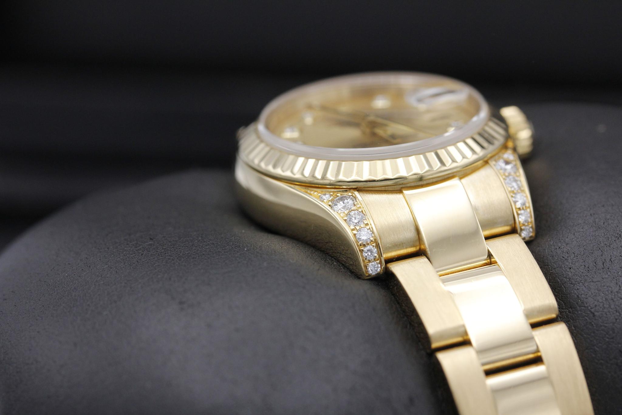 Watch Image 6