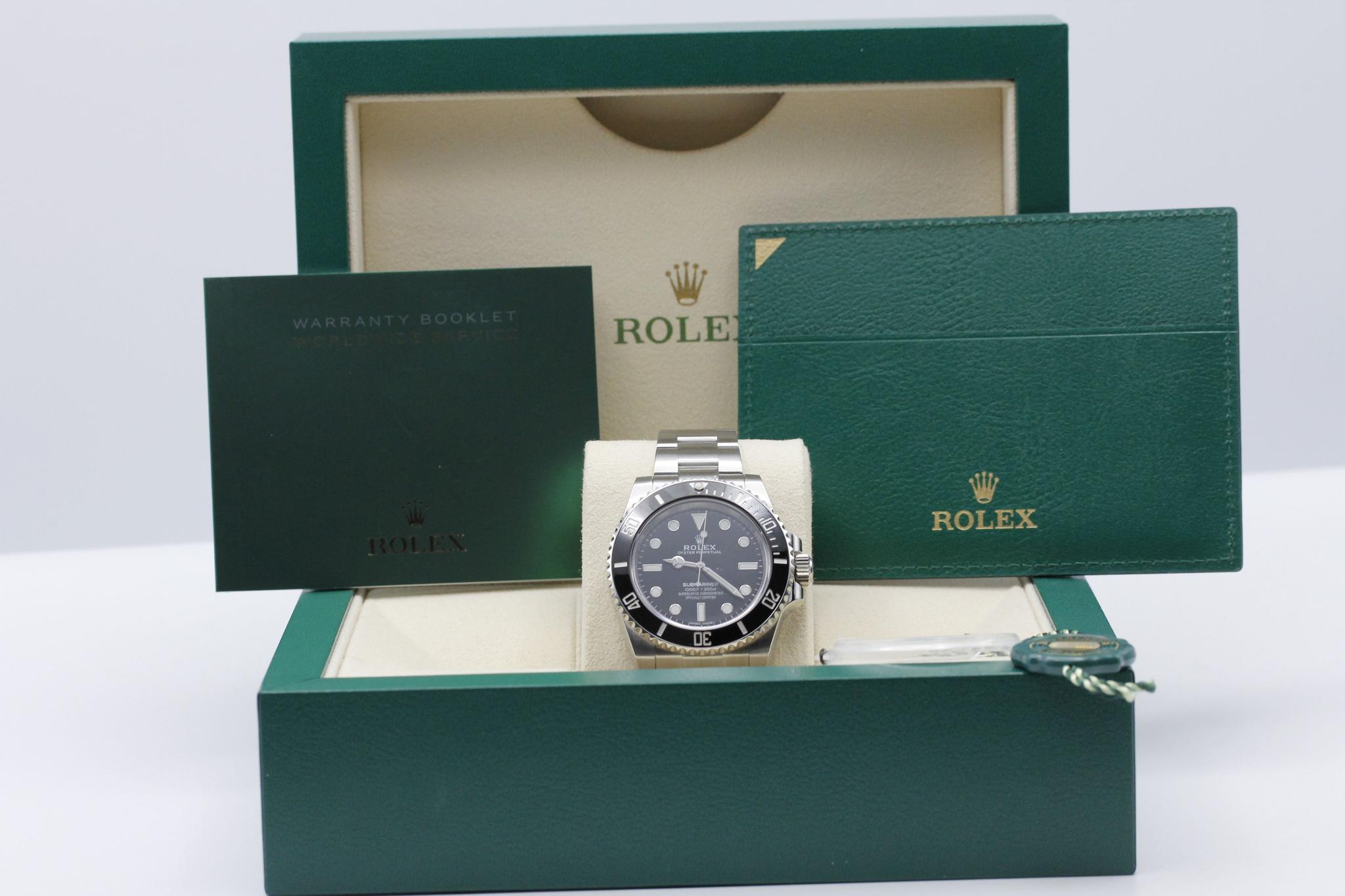 Watch Image 11