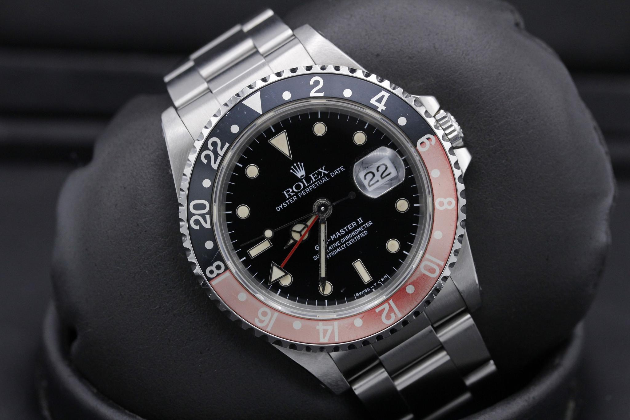 Watch Image 12