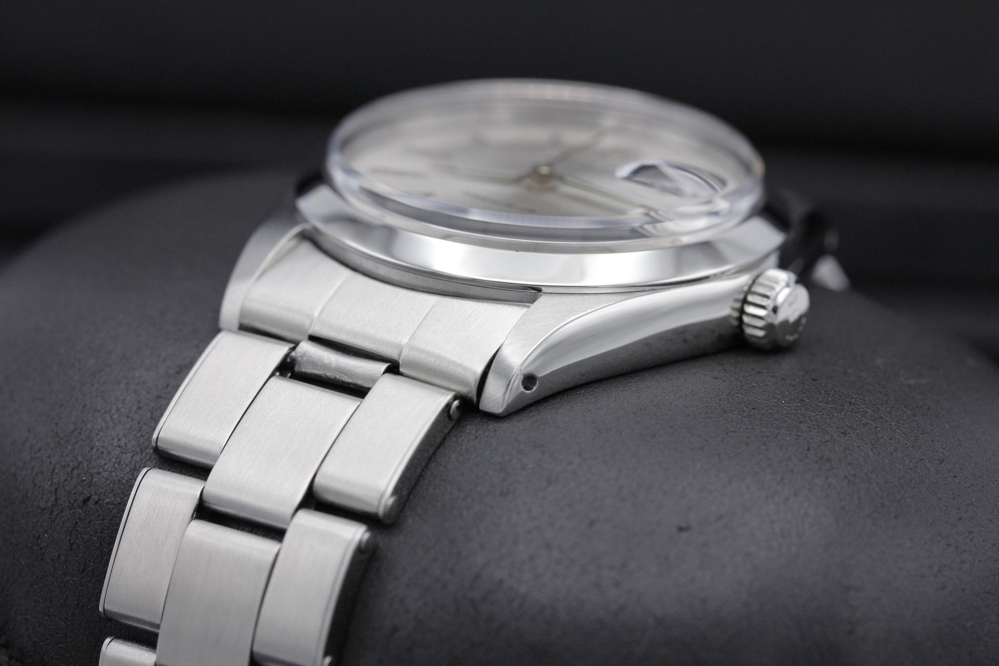 Watch Image 2