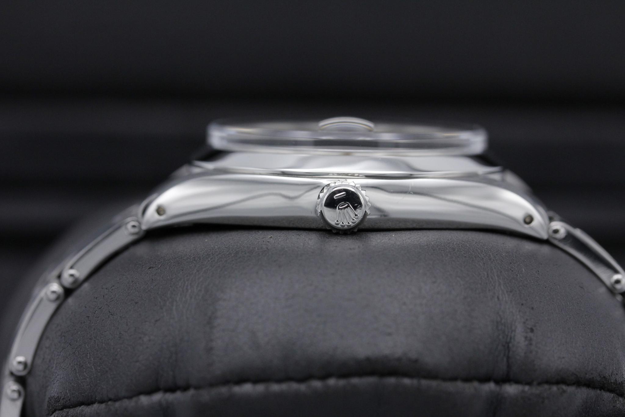 Watch Image 3