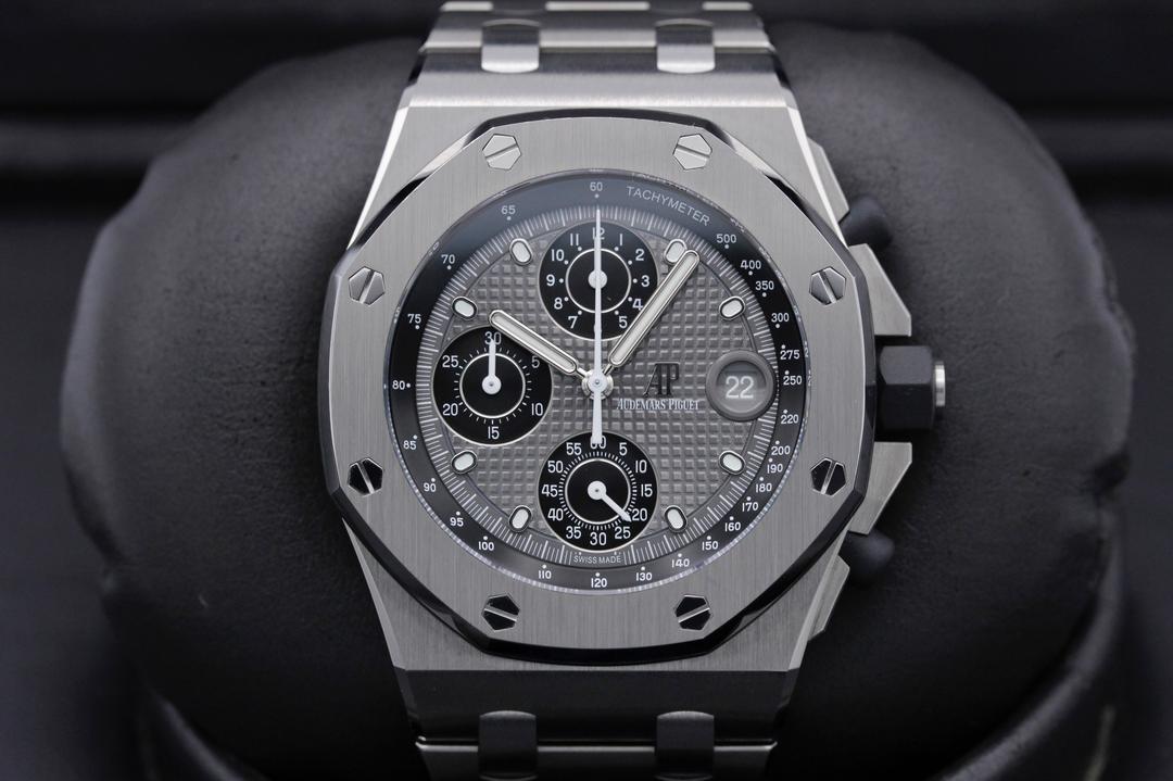 Audemars Piguet Royal Oak Offshore  26238TI.OO.2000TI.01