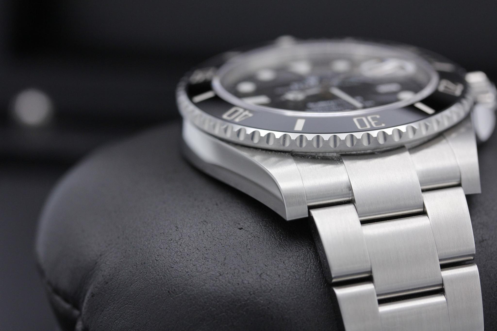 Watch Image 6