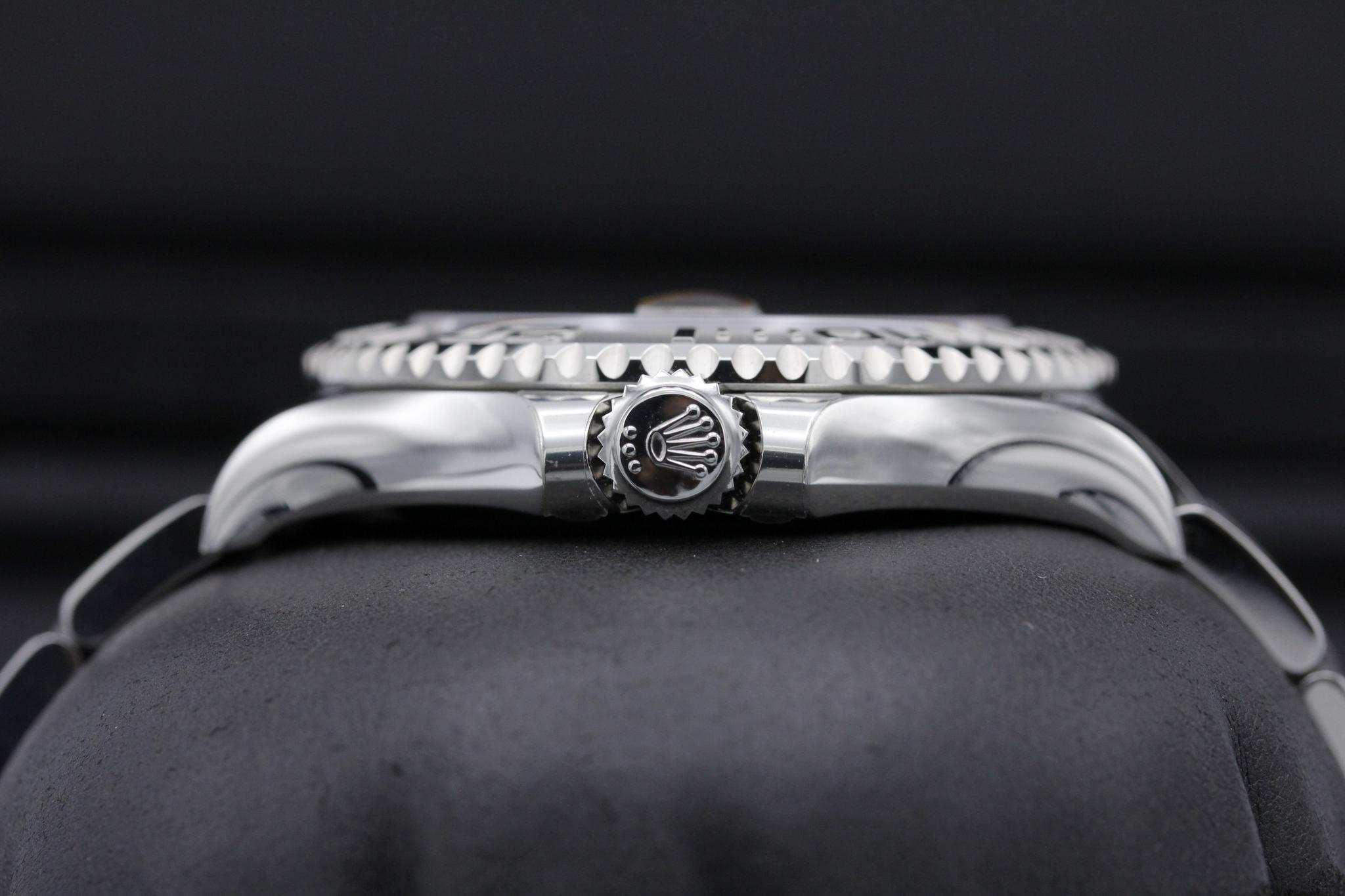 Watch Image 3