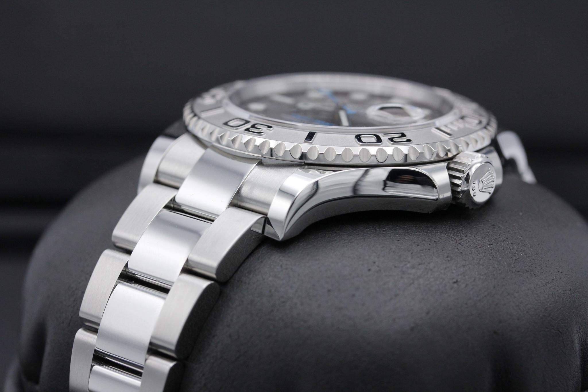 Watch Image 2
