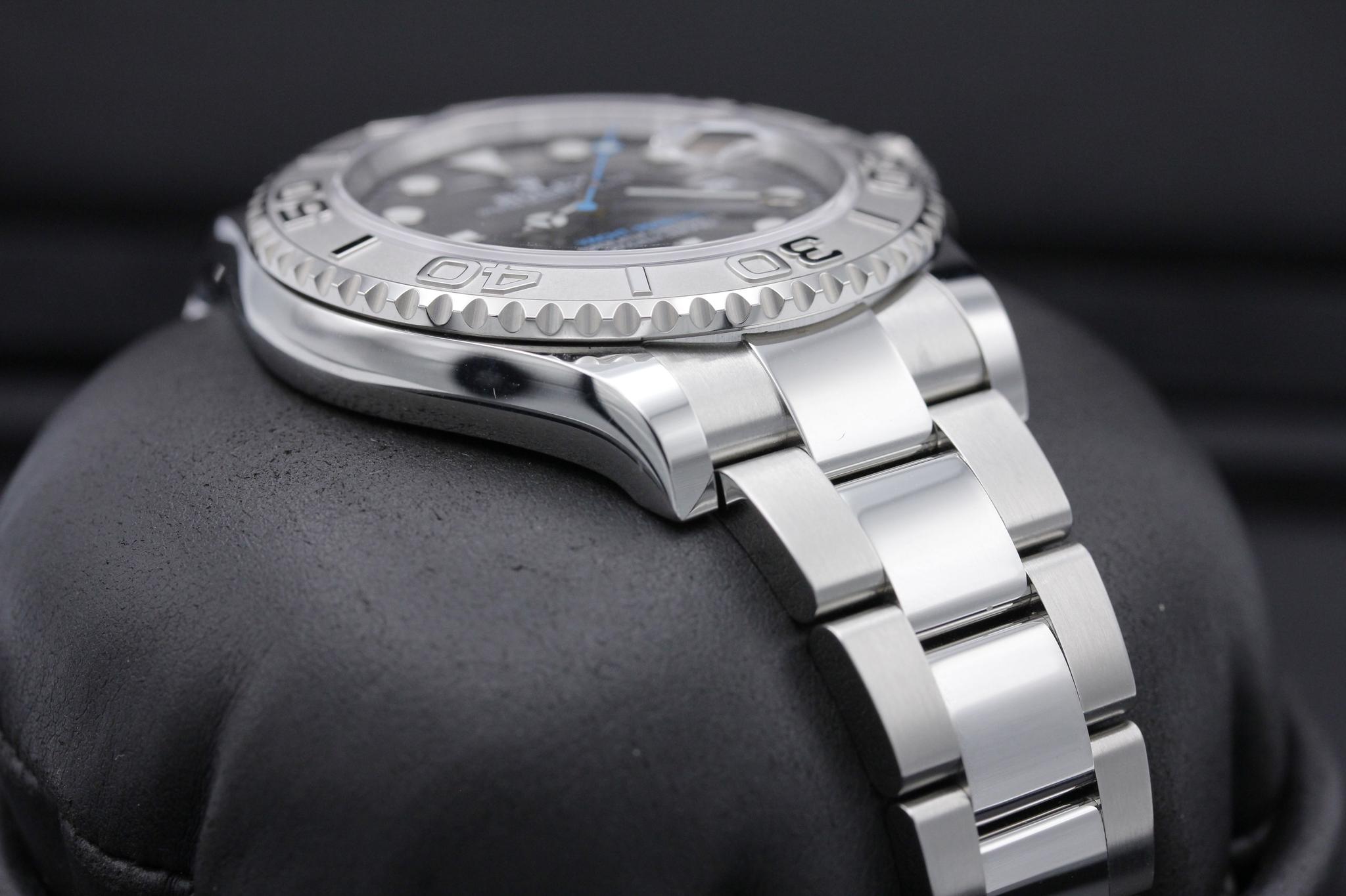 Watch Image 5