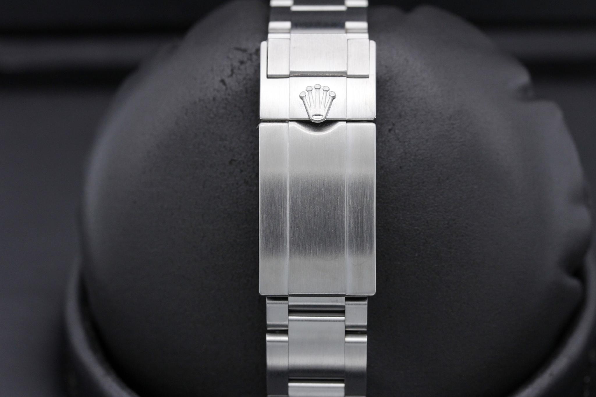 Watch Image 8