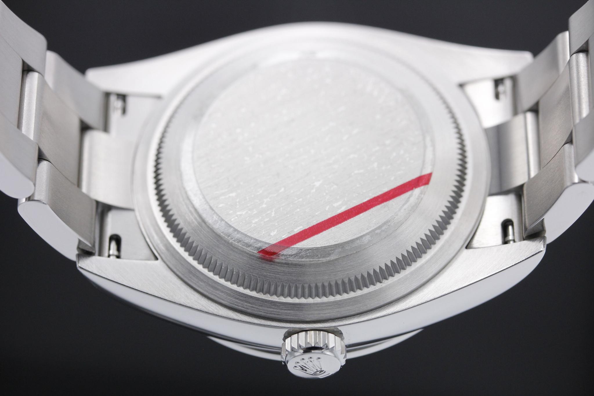 Watch Image 7